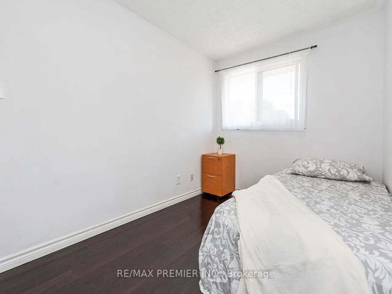31 Greengate Road, #120