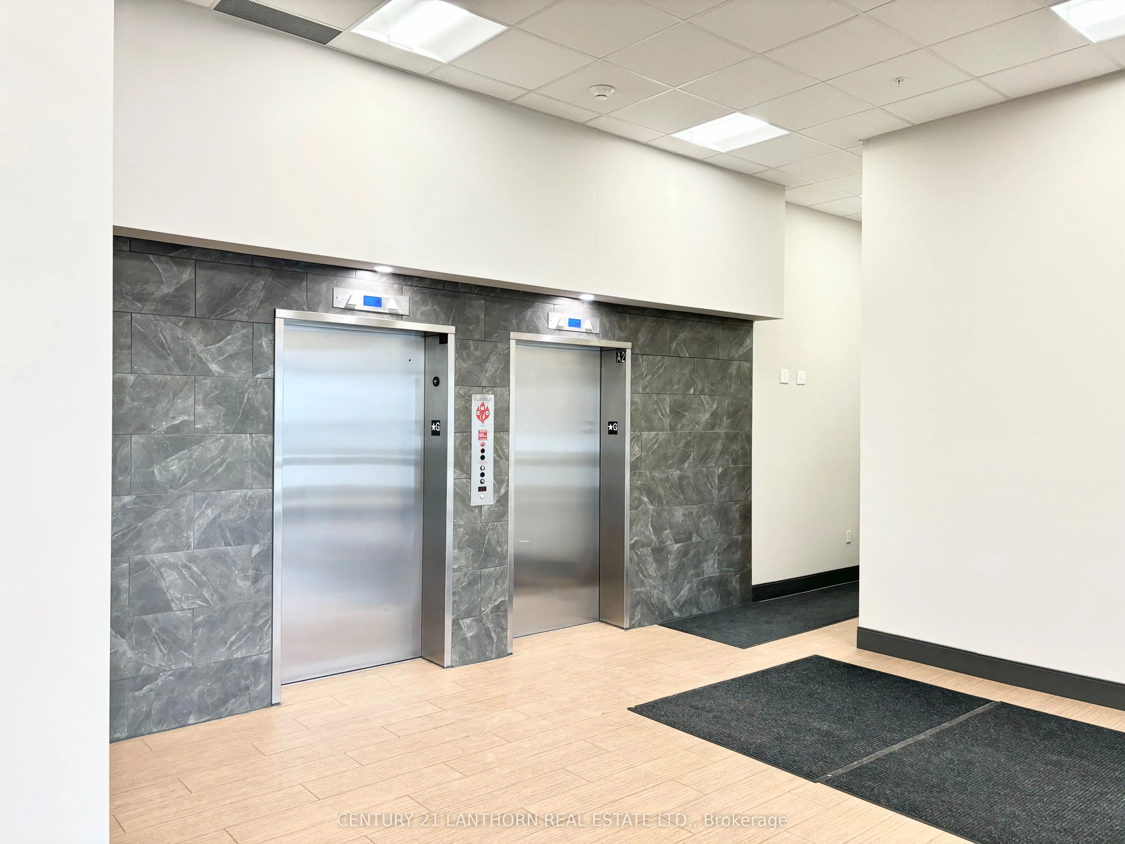 135 Station Street S, #218