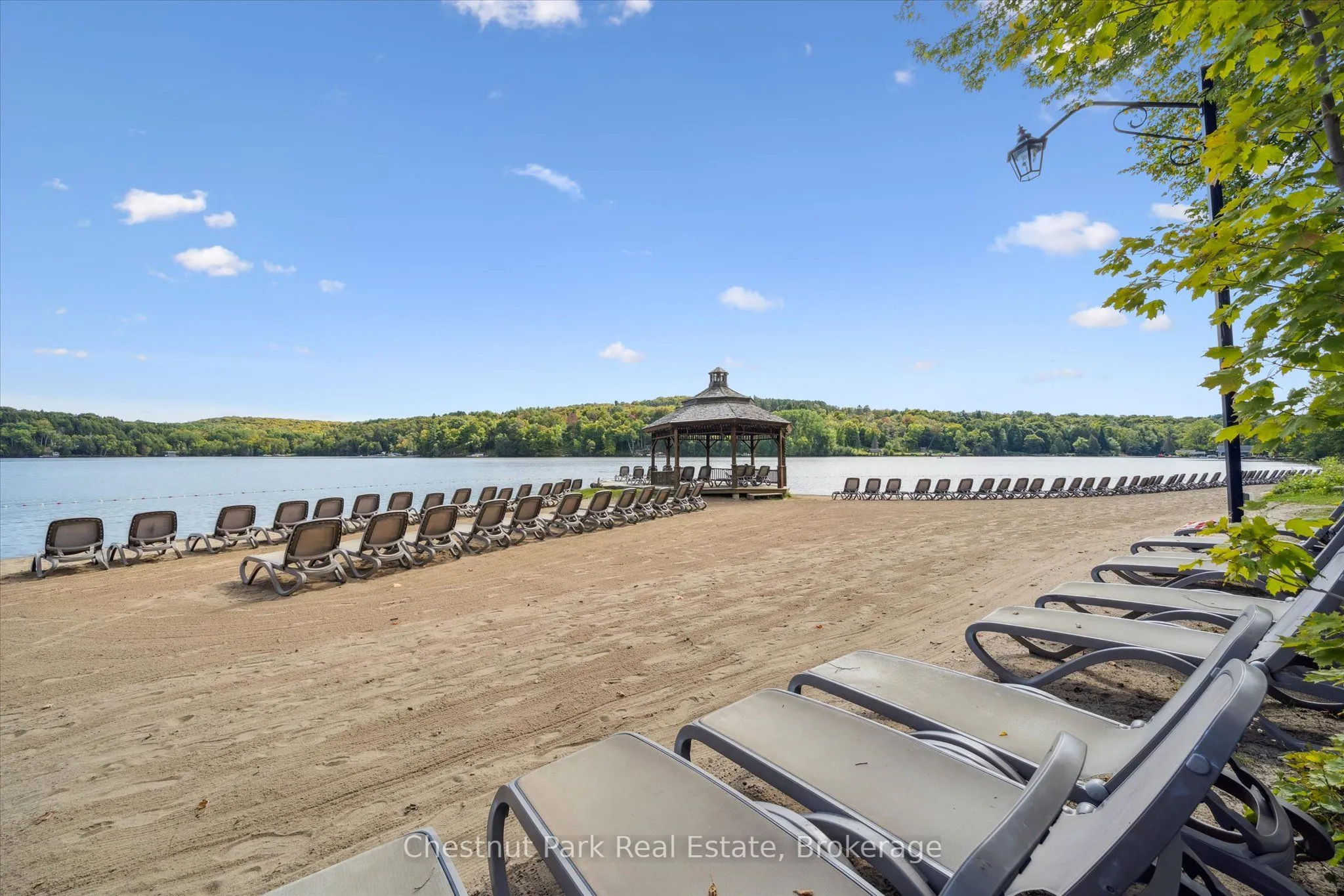 1235 Deerhurst Drive, #31-303