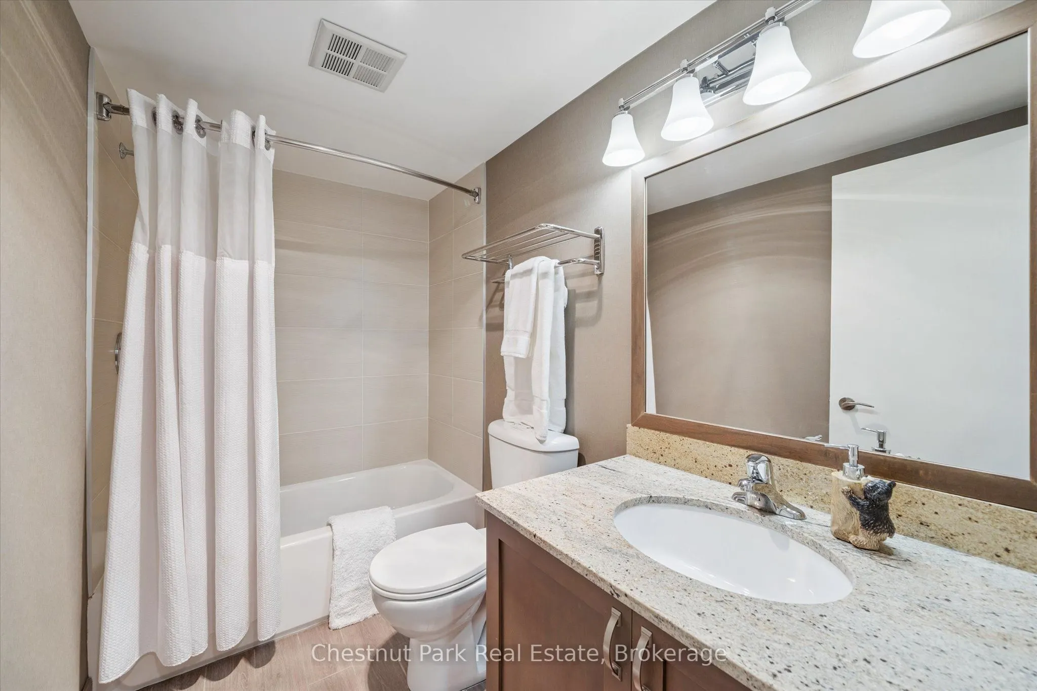 1235 Deerhurst Drive, #31-303