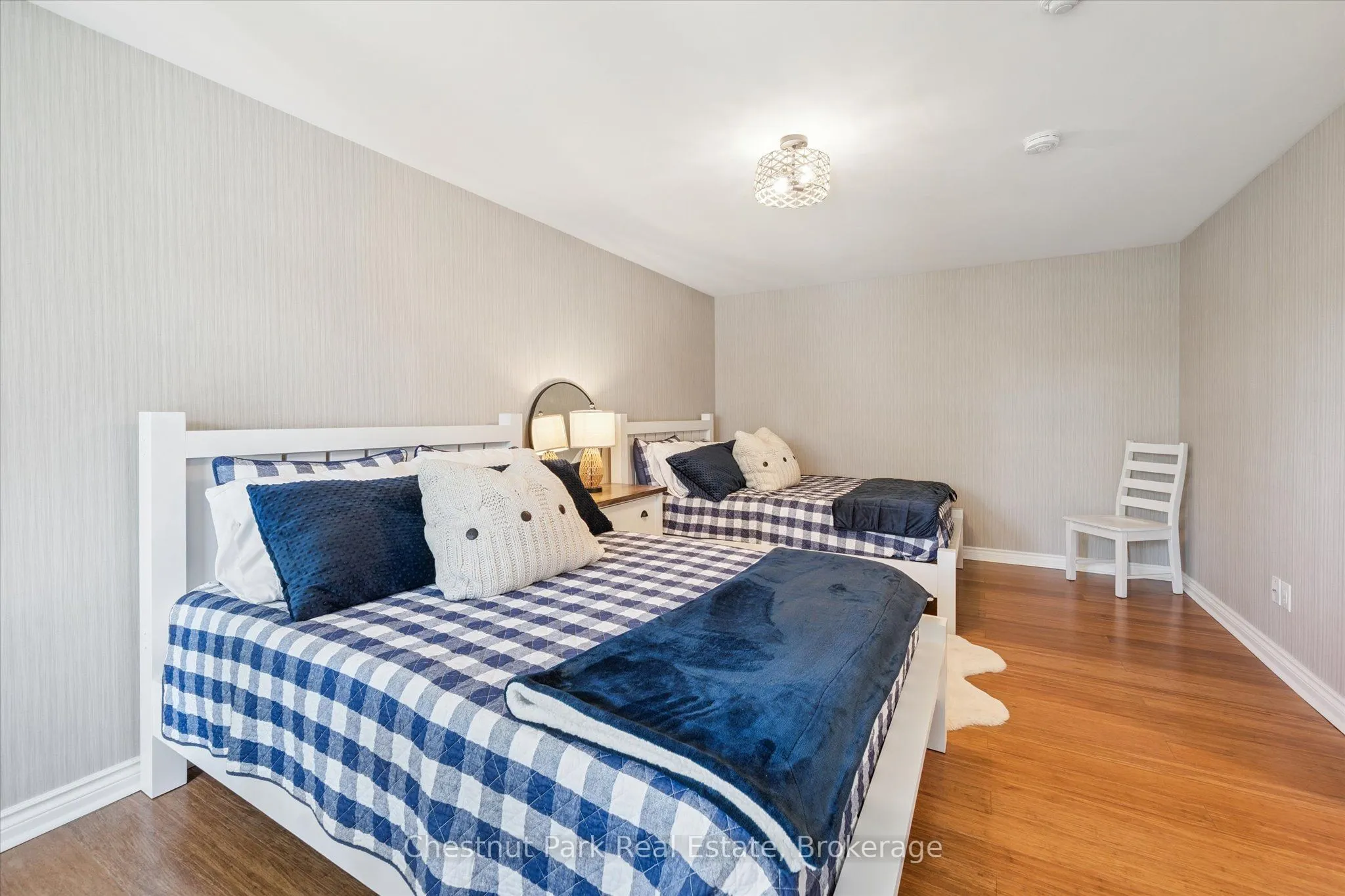 1235 Deerhurst Drive, #31-303