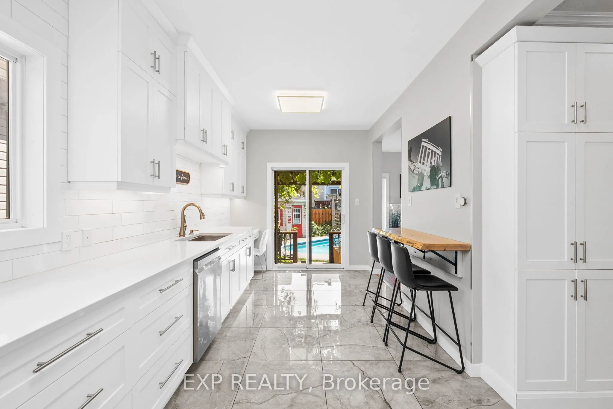 18 Golders Green Lane