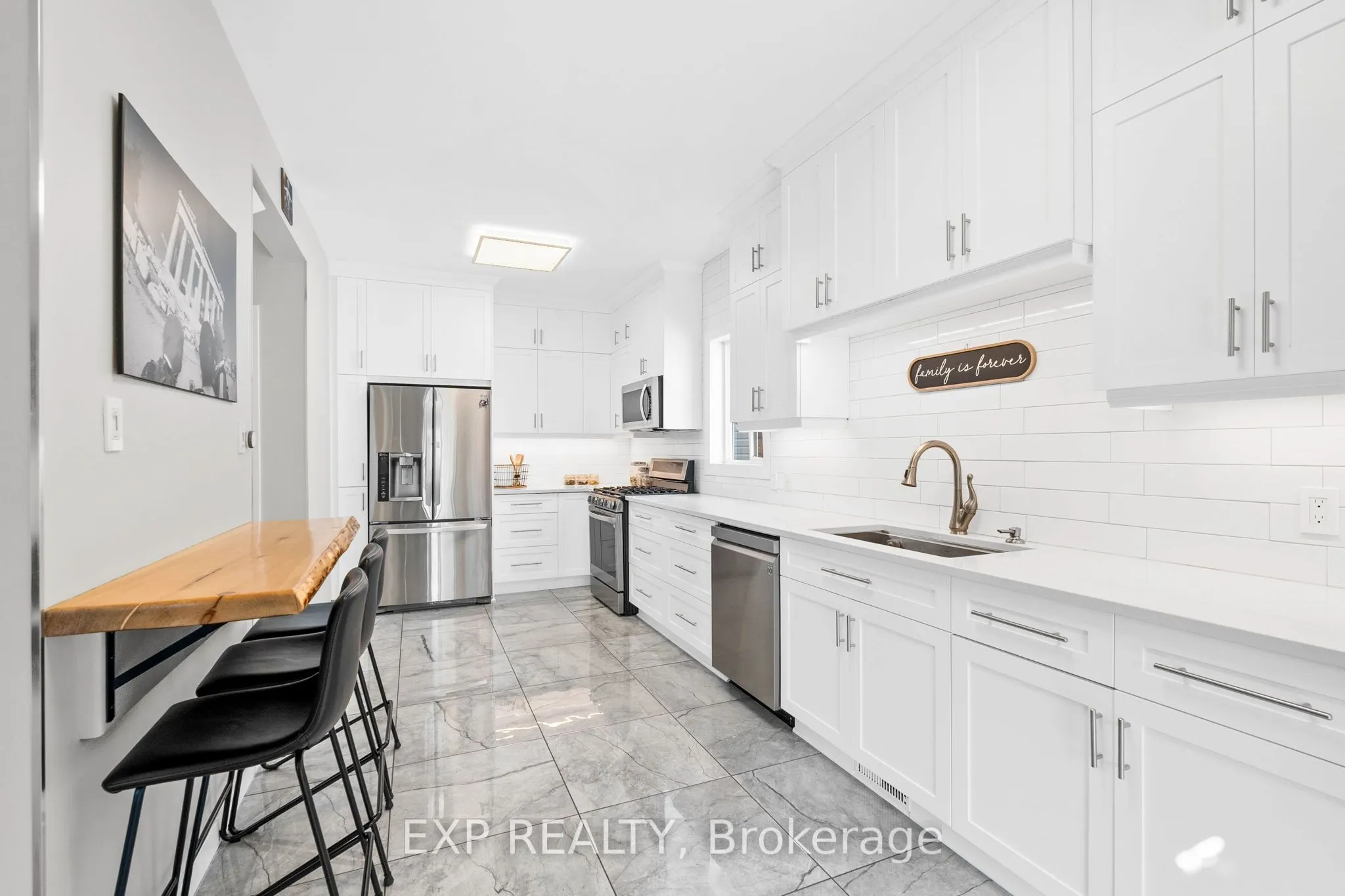 18 Golders Green Lane