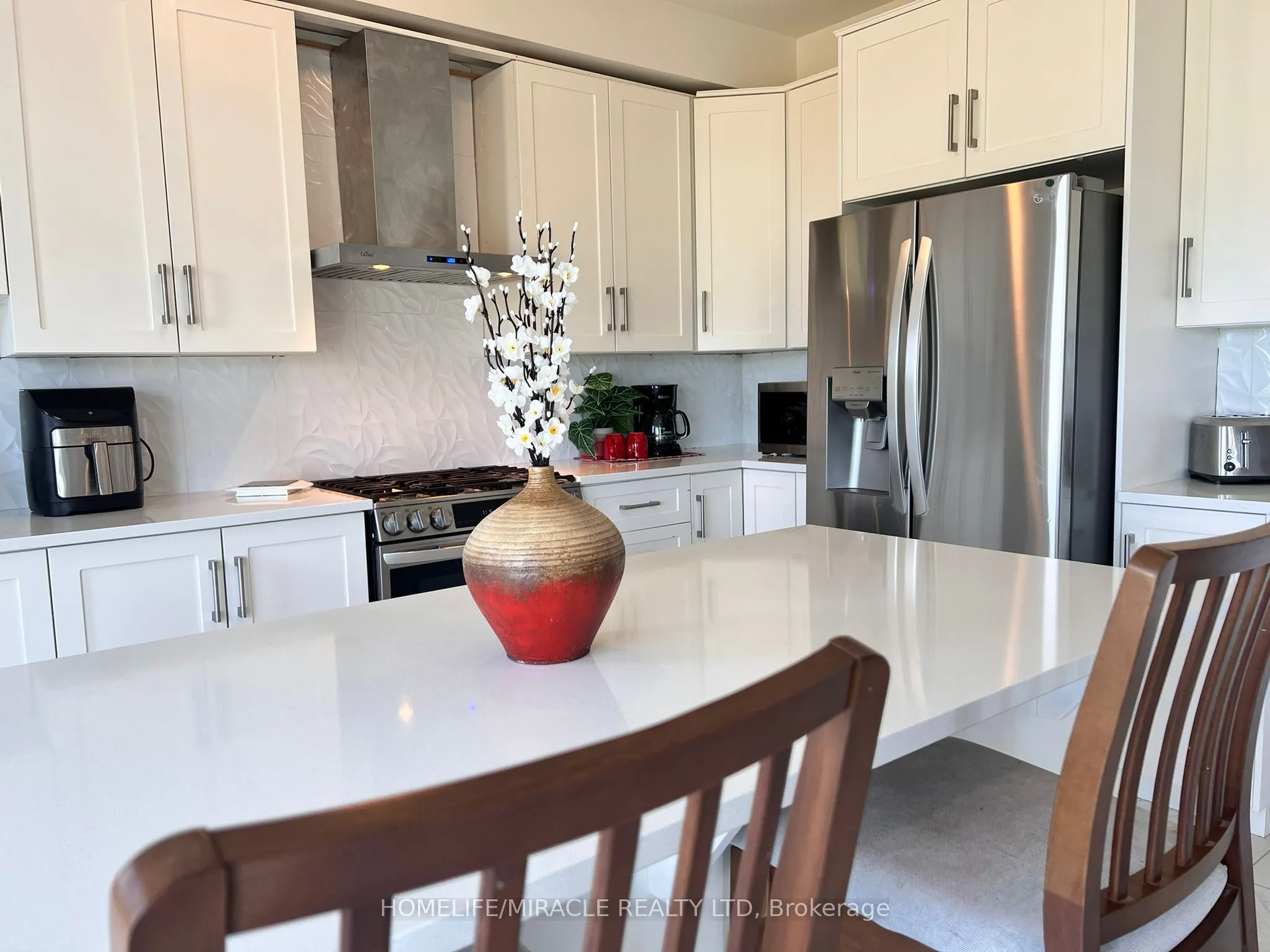 14 Gourlay Farm Lane N, #UPPER UNIT