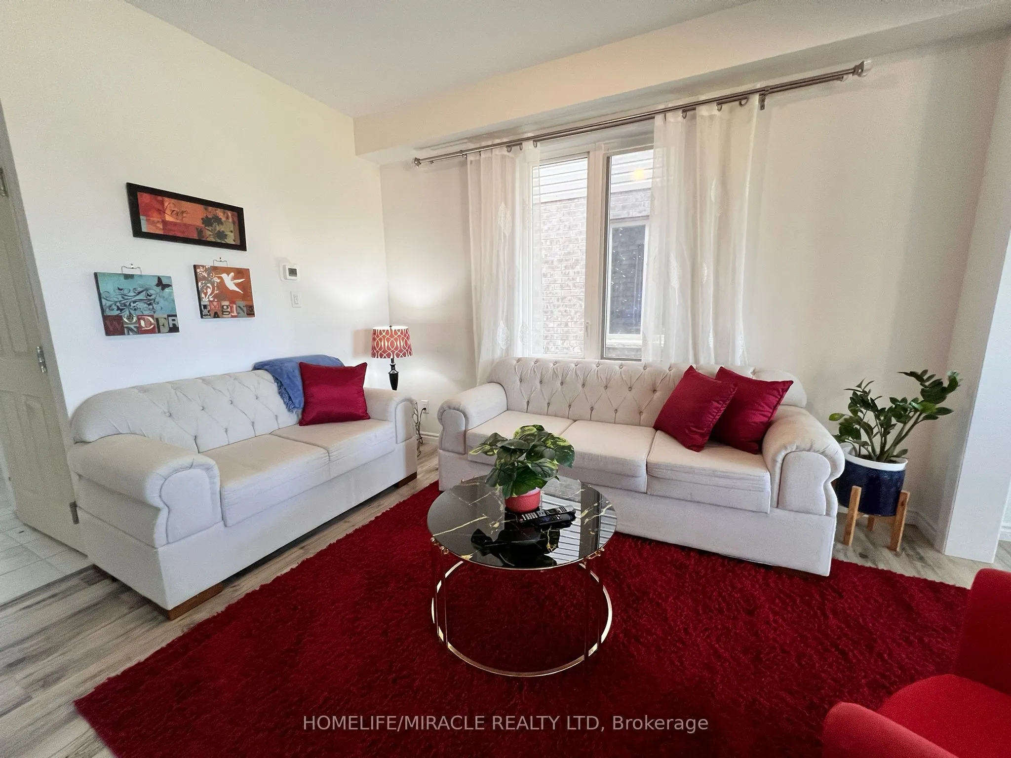 14 Gourlay Farm Lane N, #UPPER UNIT