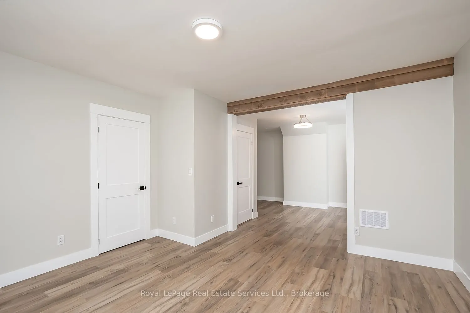 37 Albert Street, #Front