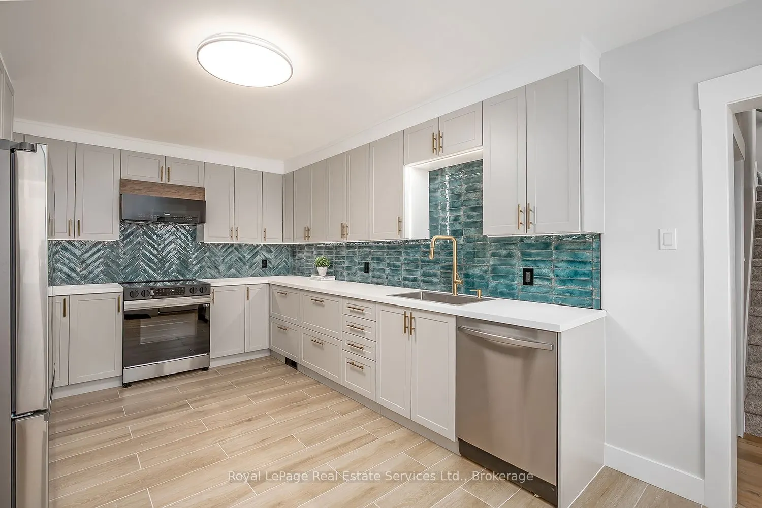 37 Albert Street, #Front