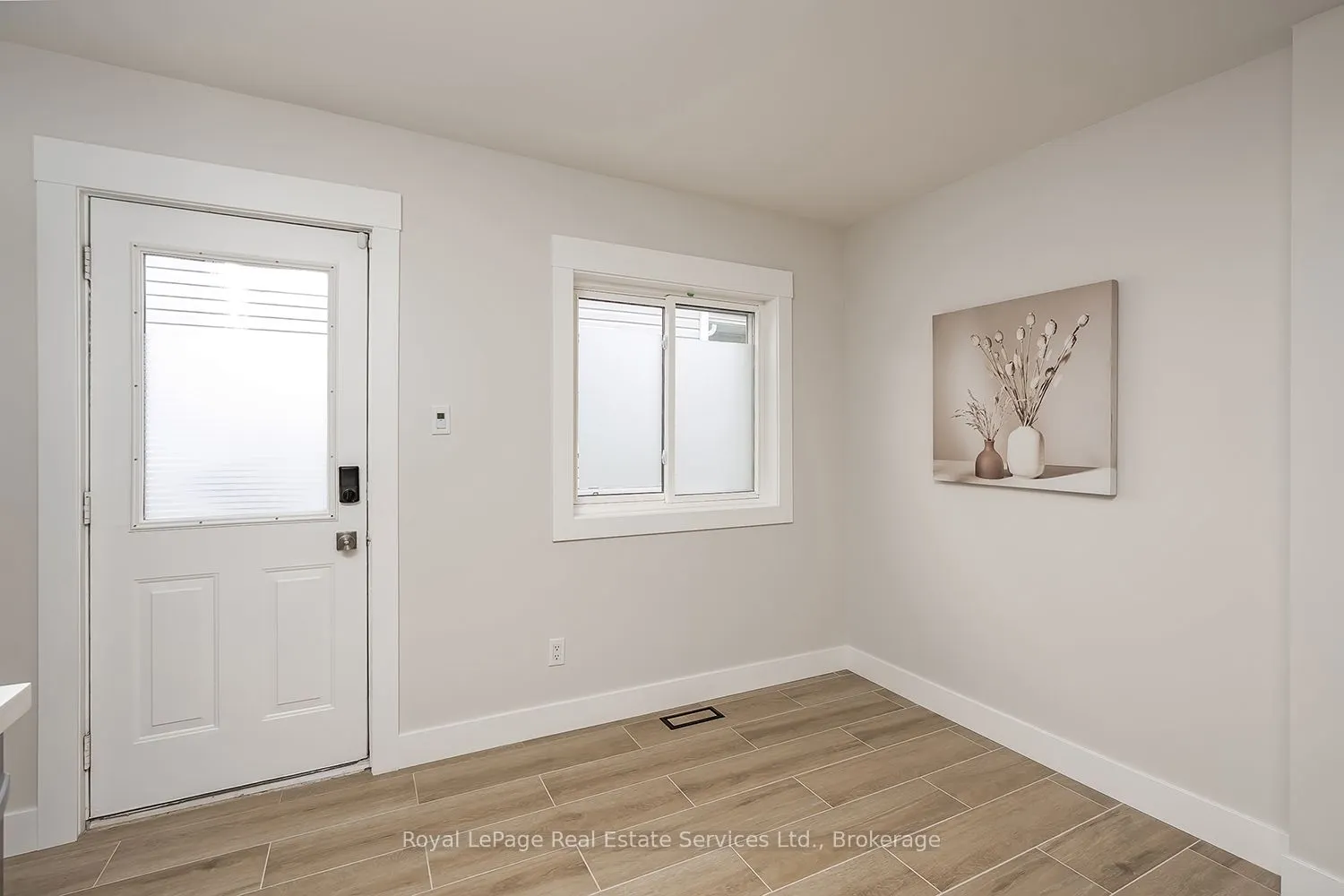 37 Albert Street, #Front