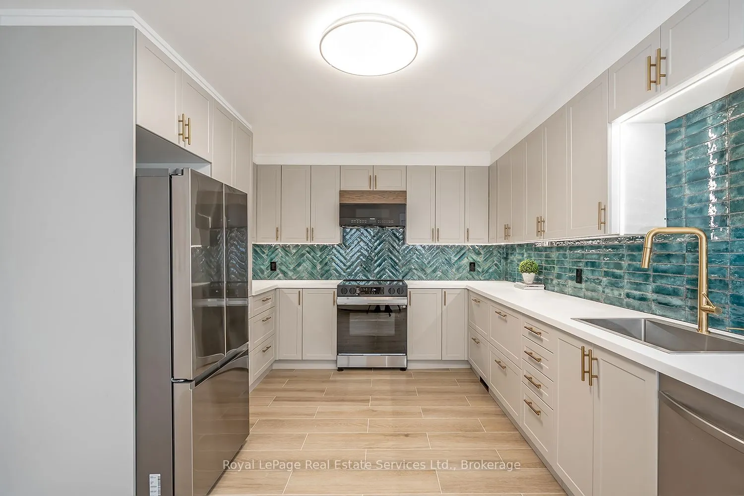 37 Albert Street, #Front