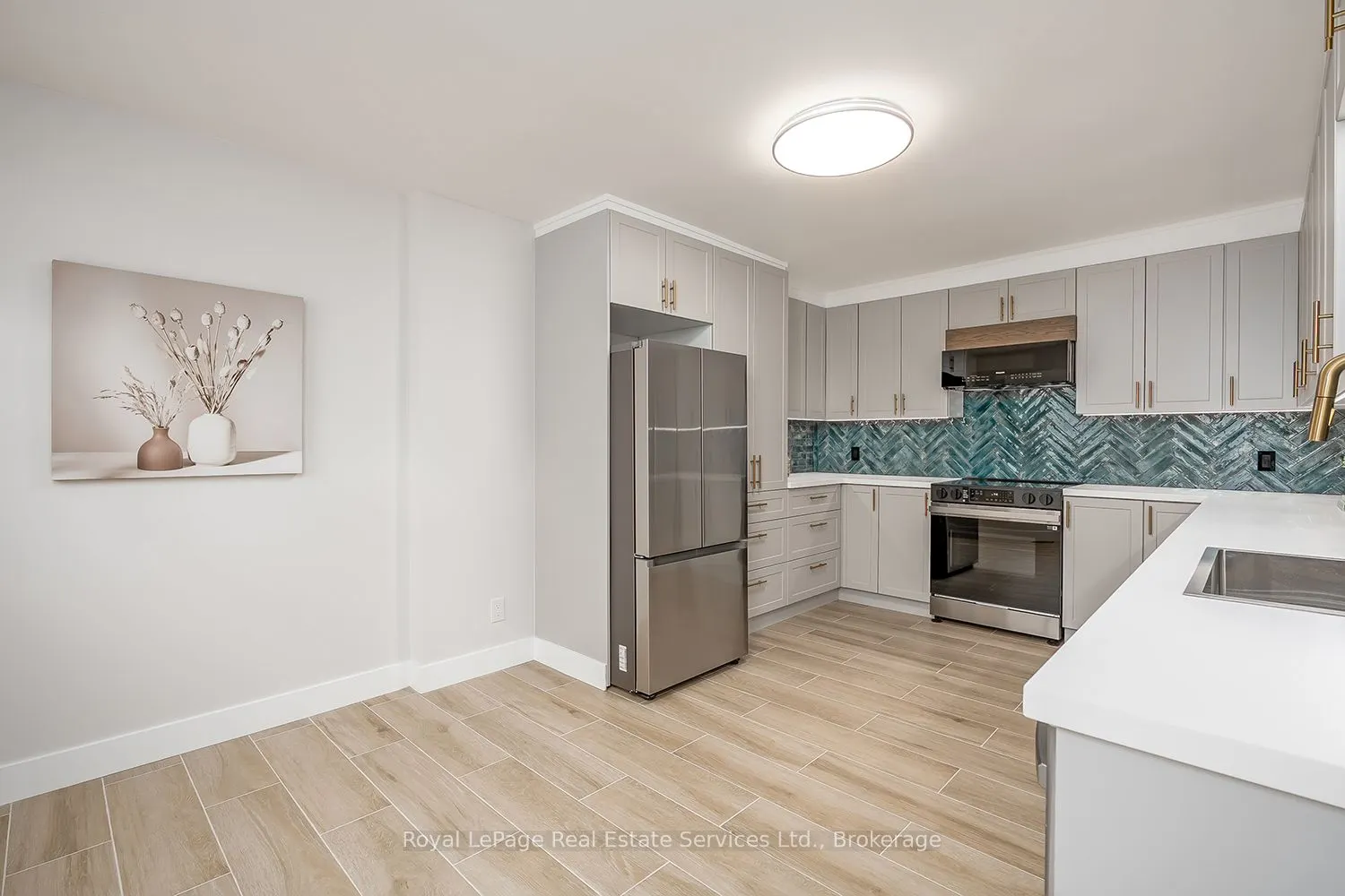 37 Albert Street, #Front