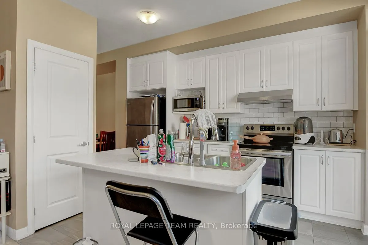 545 Decoeur Drive
