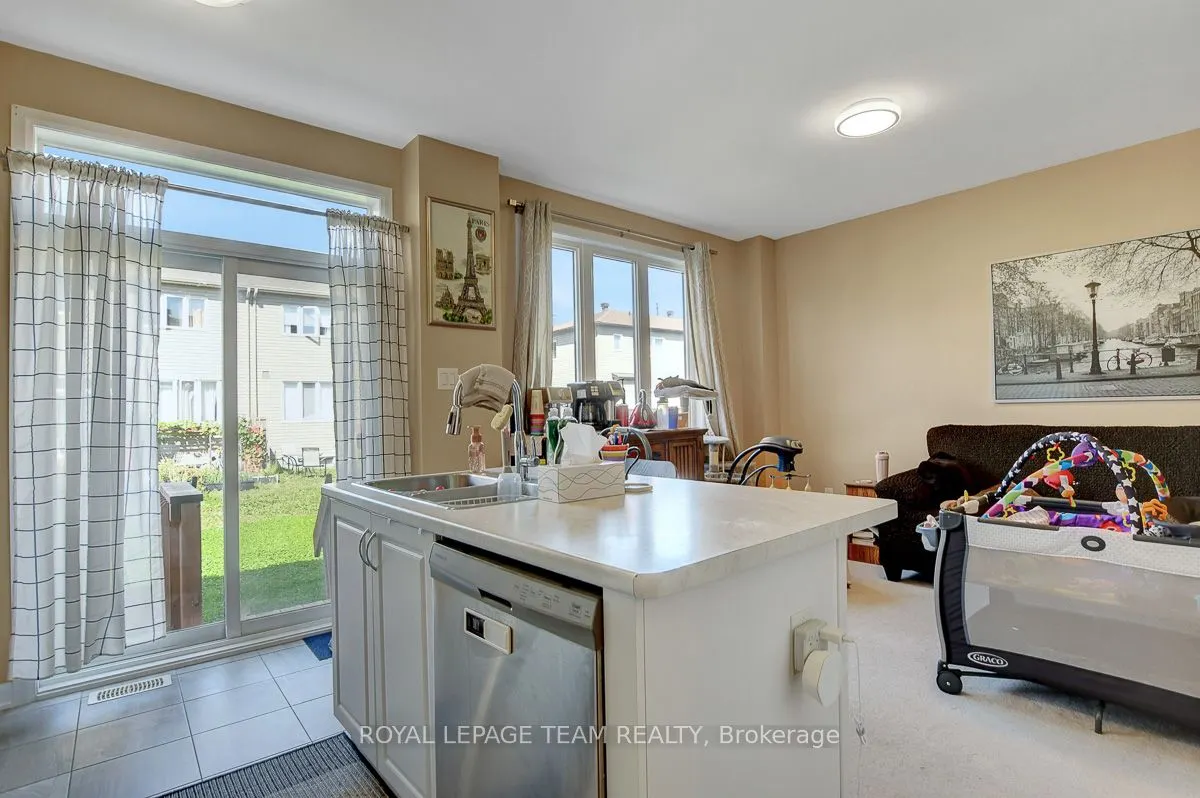 545 Decoeur Drive