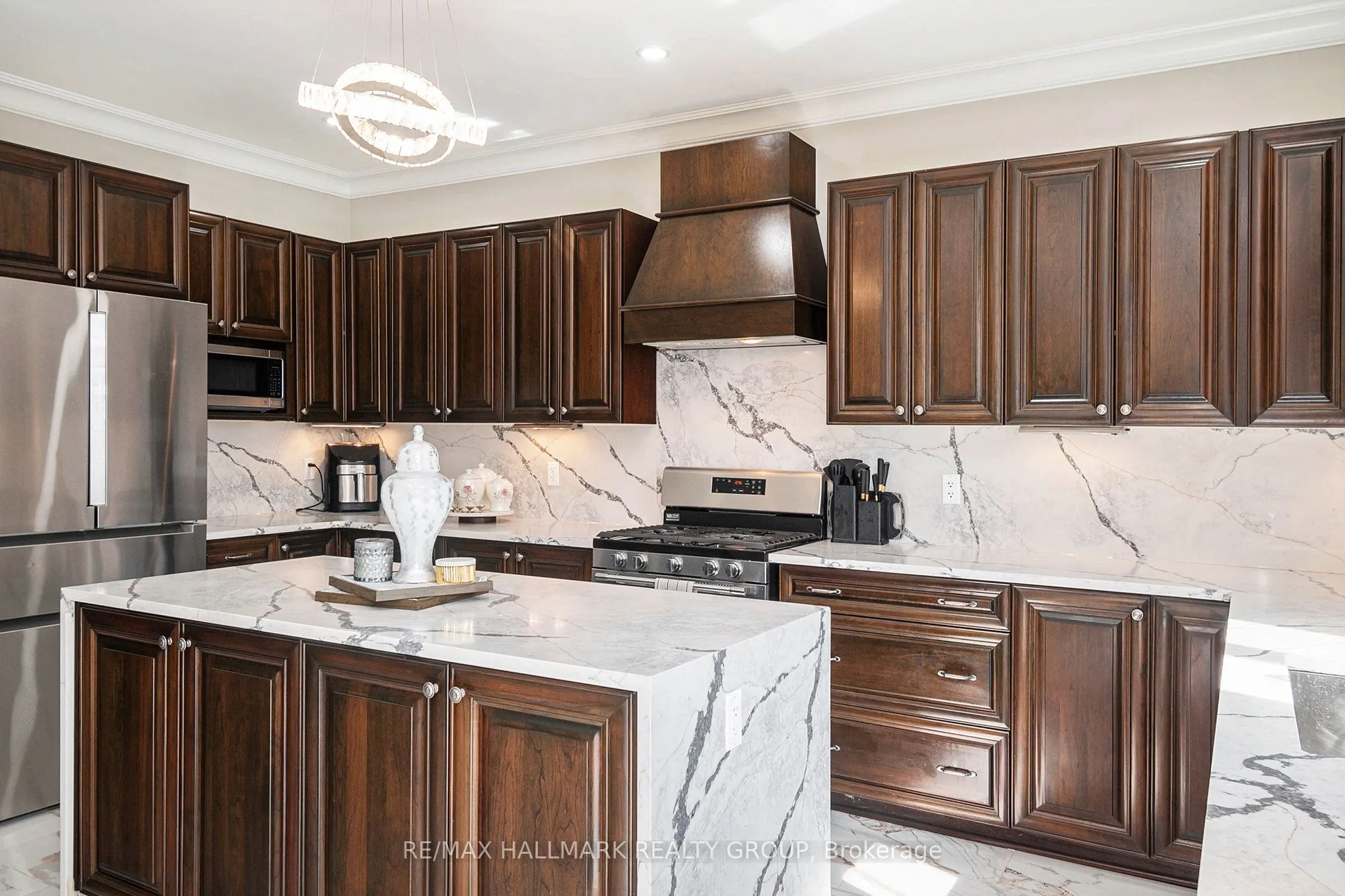 1015 Winterspring Ridge