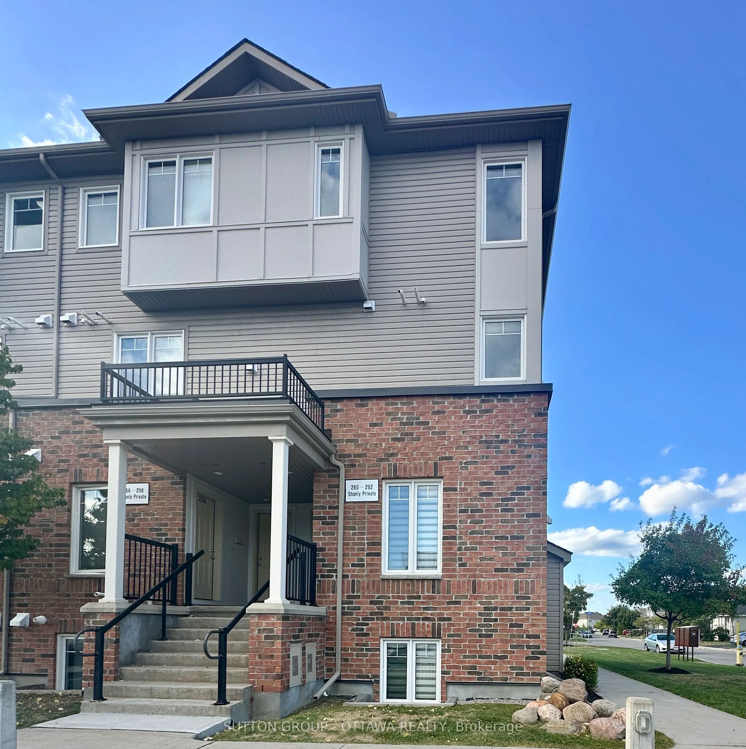 260 Shanly Private, #16