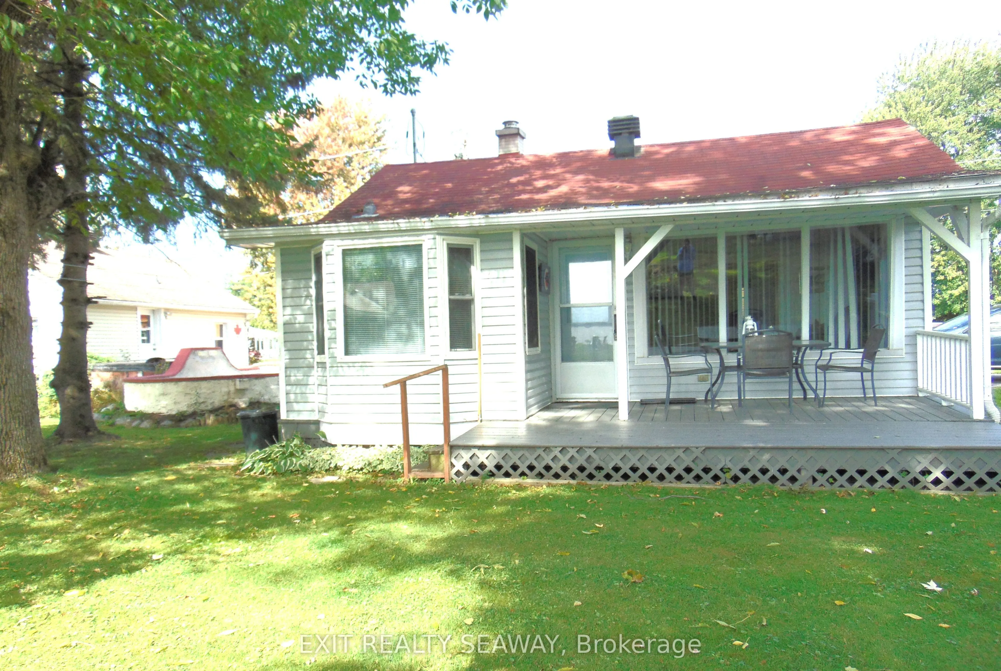 6242 Maple Avenue
