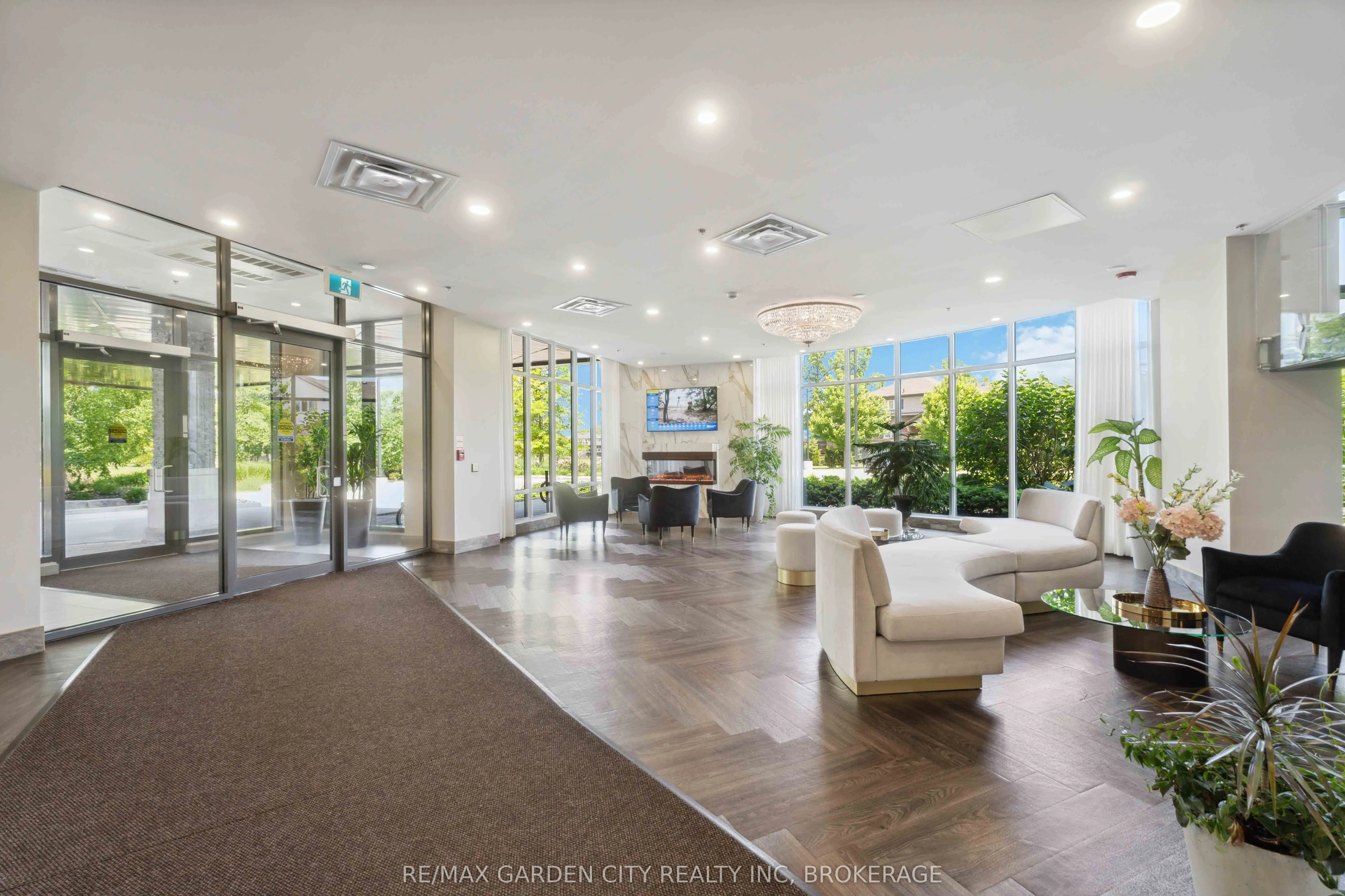 7711 Green Vista Gate Avenue, #408