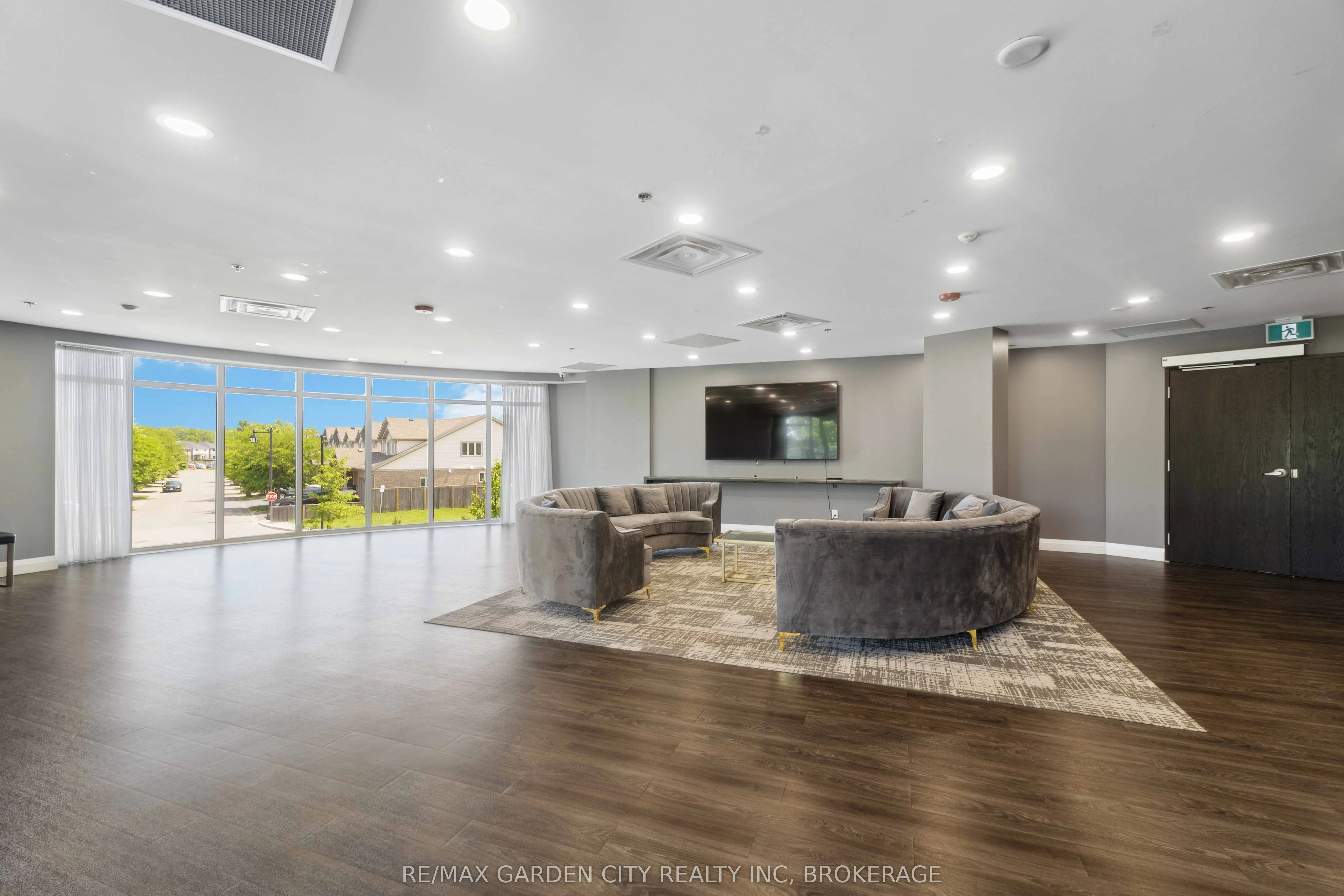 7711 Green Vista Gate Avenue, #408