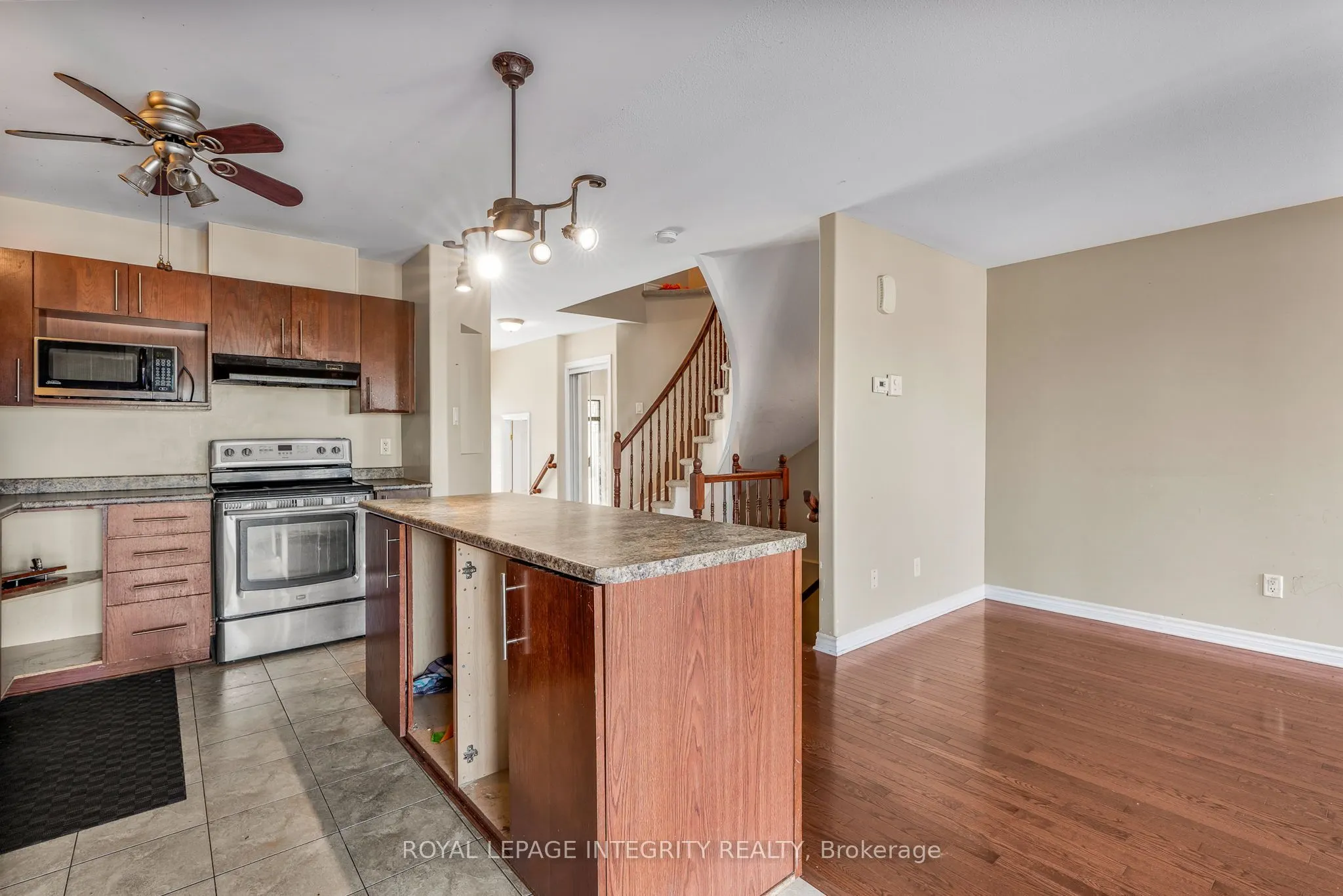 1899 Arrowgrass Way