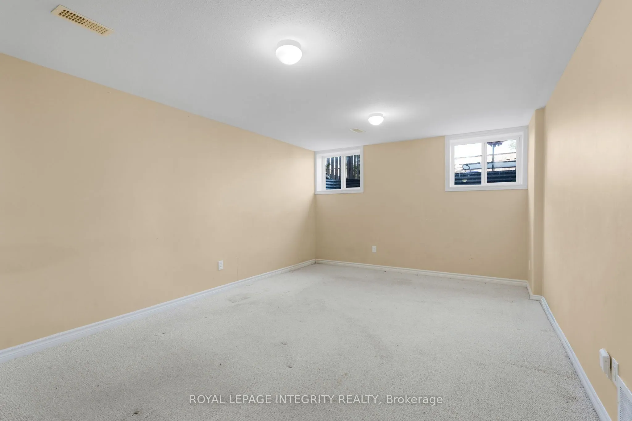 1899 Arrowgrass Way