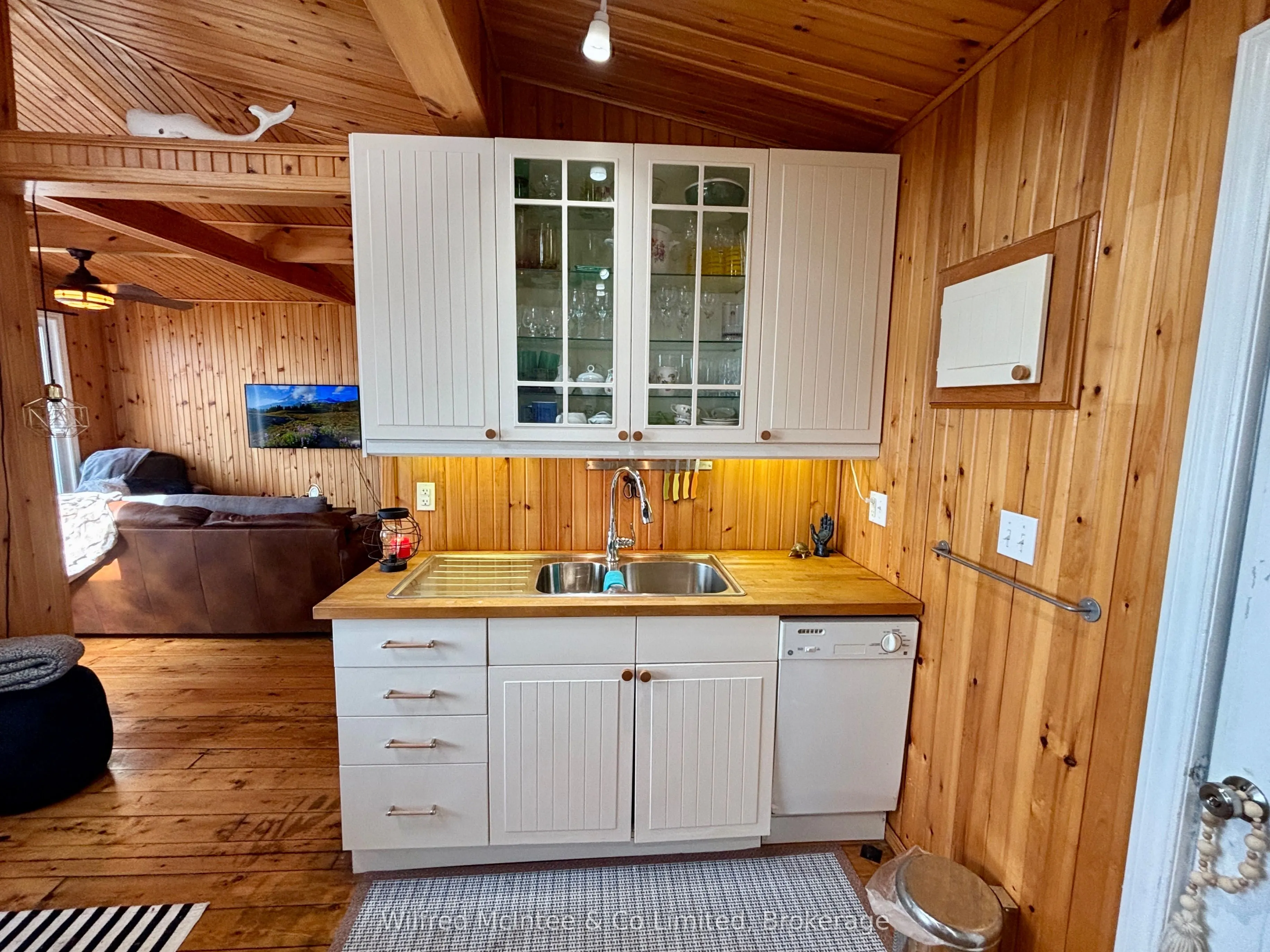 495 BRUCE ROAD 13