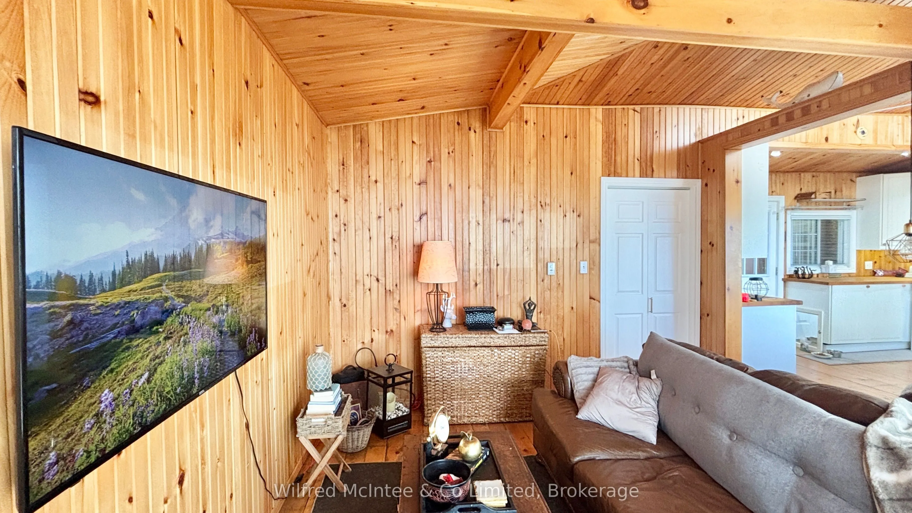 495 BRUCE ROAD 13