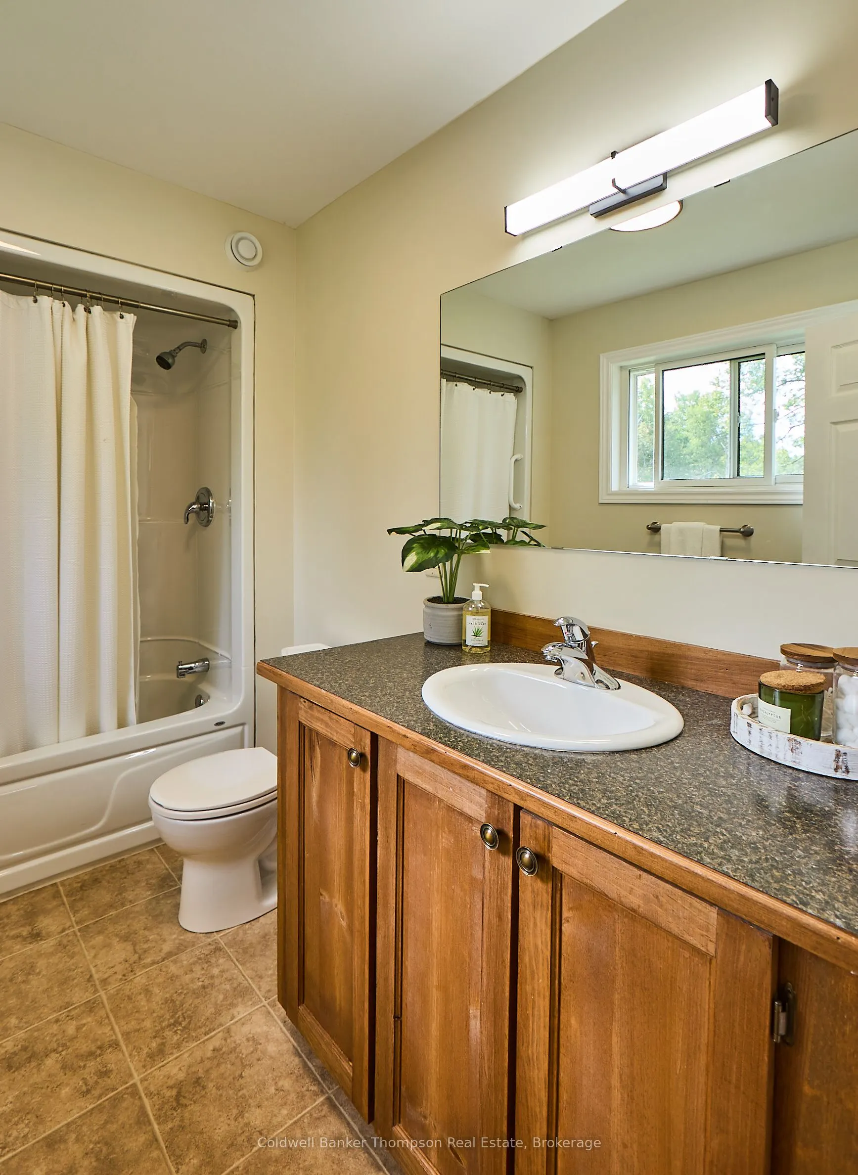 215 Town Line Road W