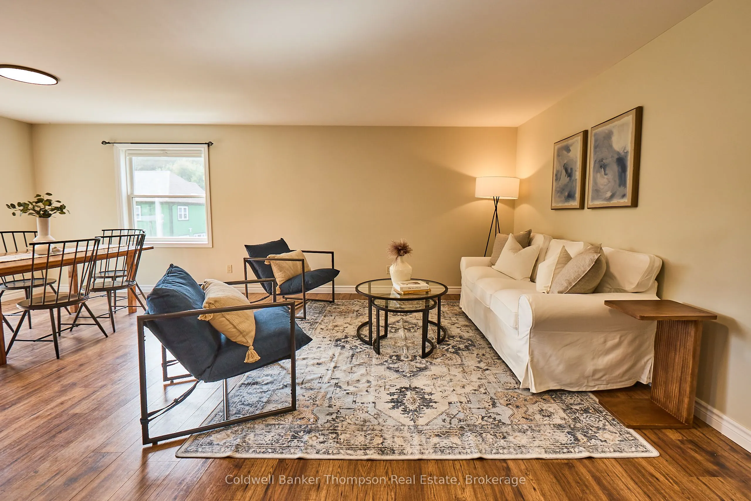 215 Town Line Road W
