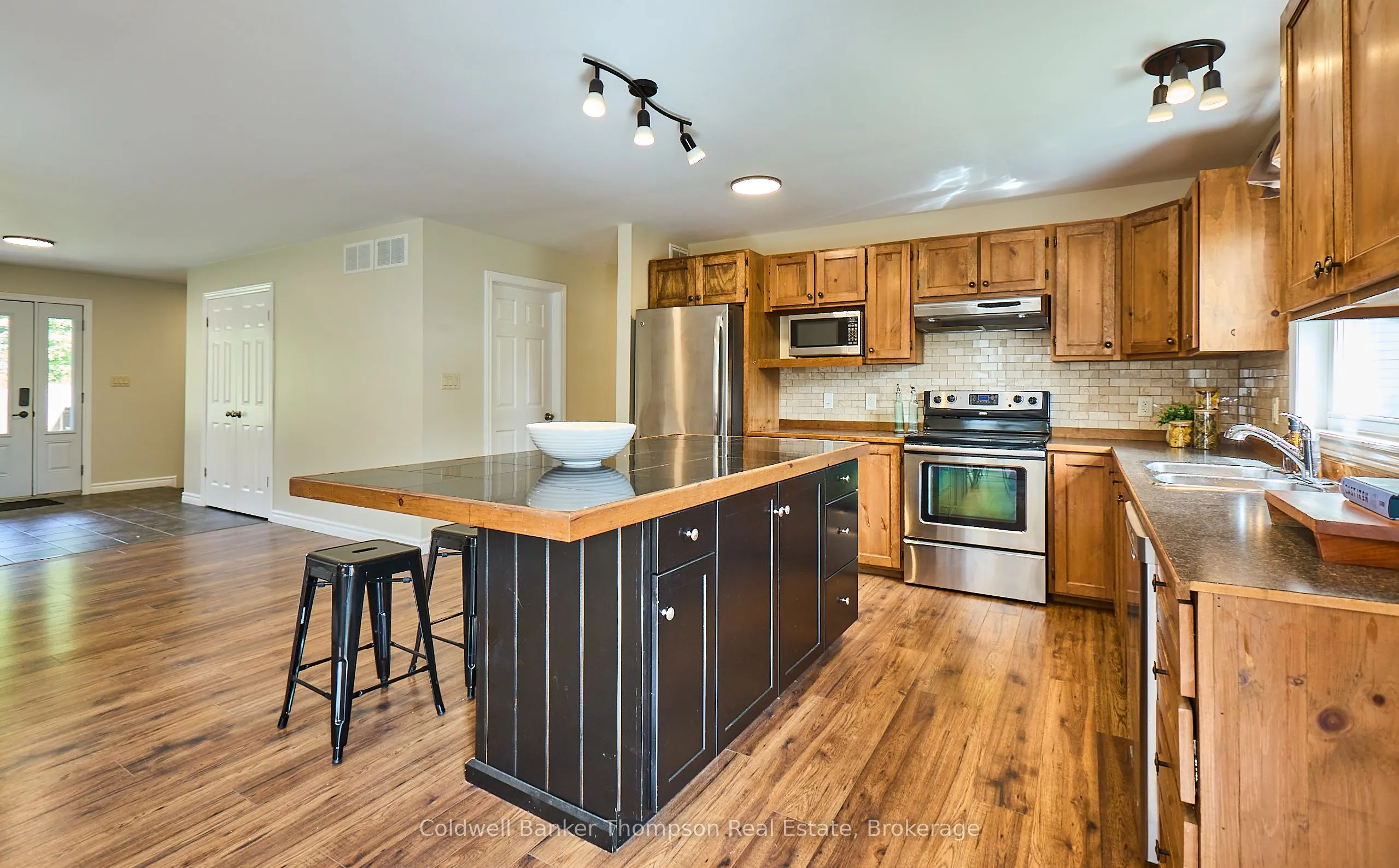 215 Town Line Road W