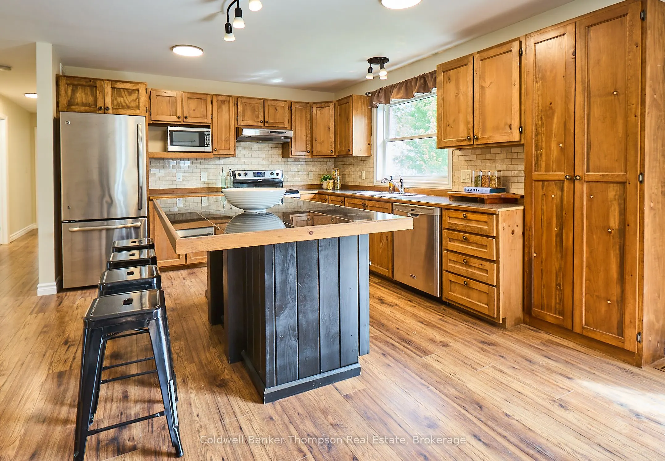 215 Town Line Road W