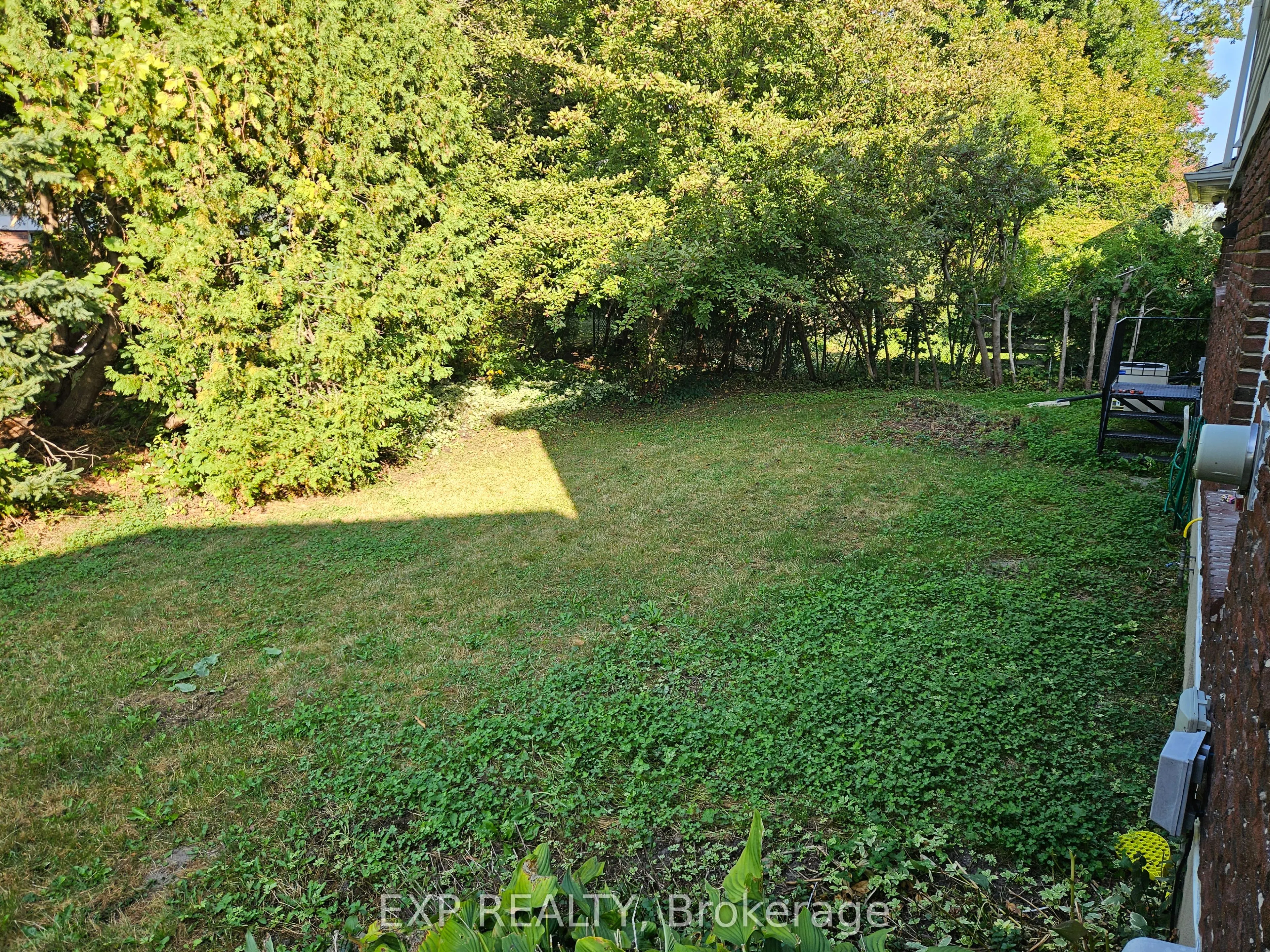 66 Queensline Drive