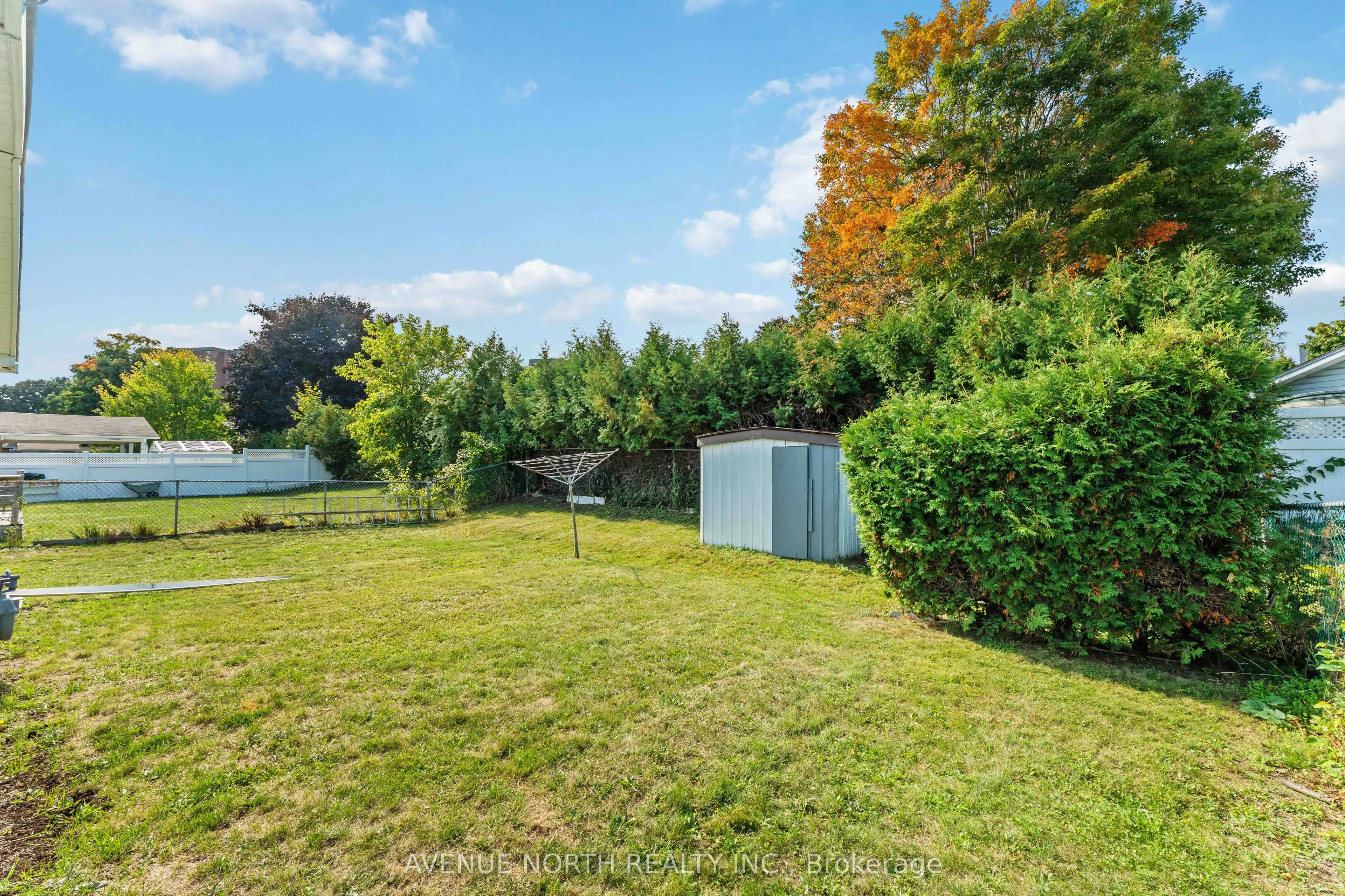 2178 Erinbrook Crescent
