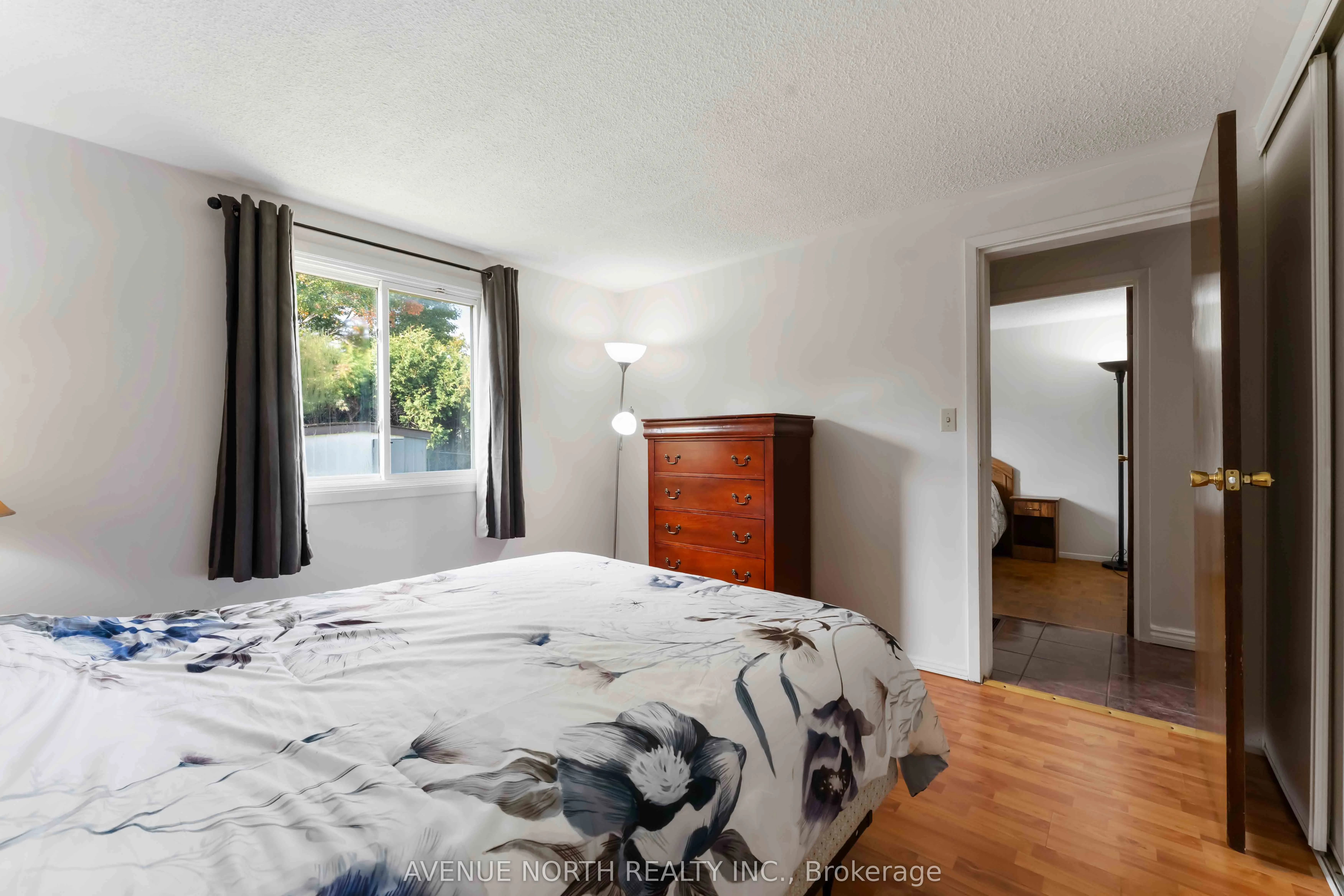 2178 Erinbrook Crescent