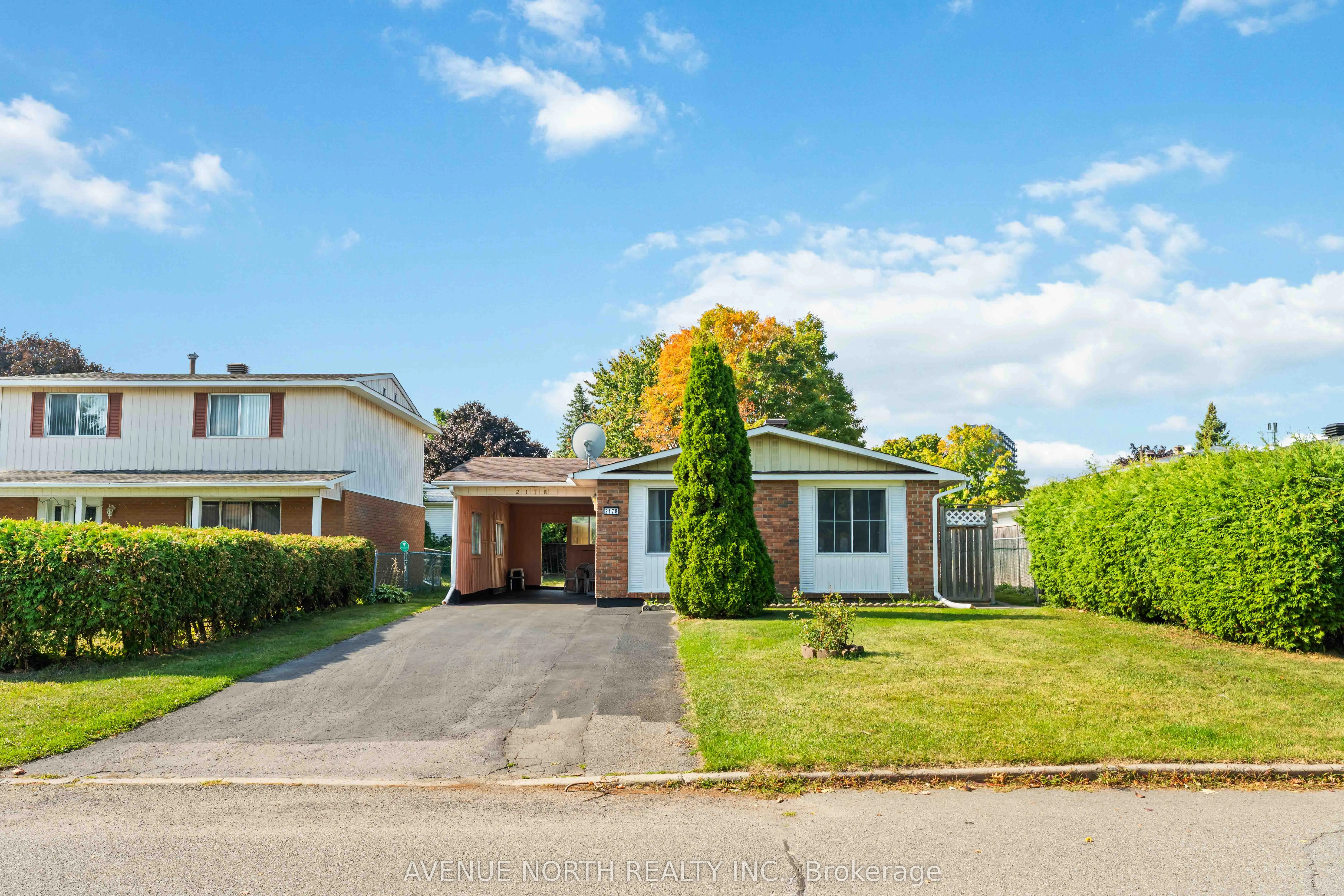 2178 Erinbrook Crescent