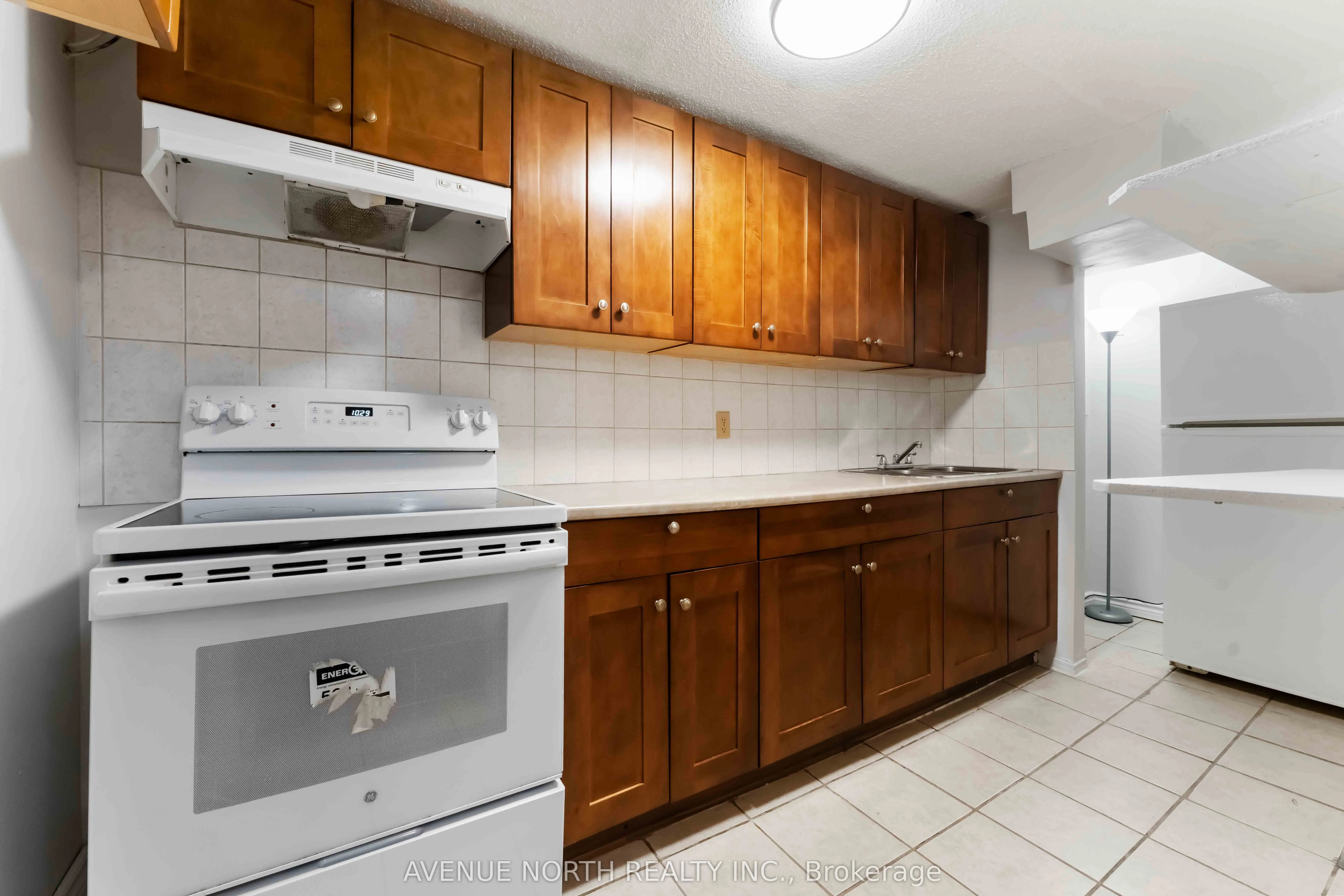 2178 Erinbrook Crescent