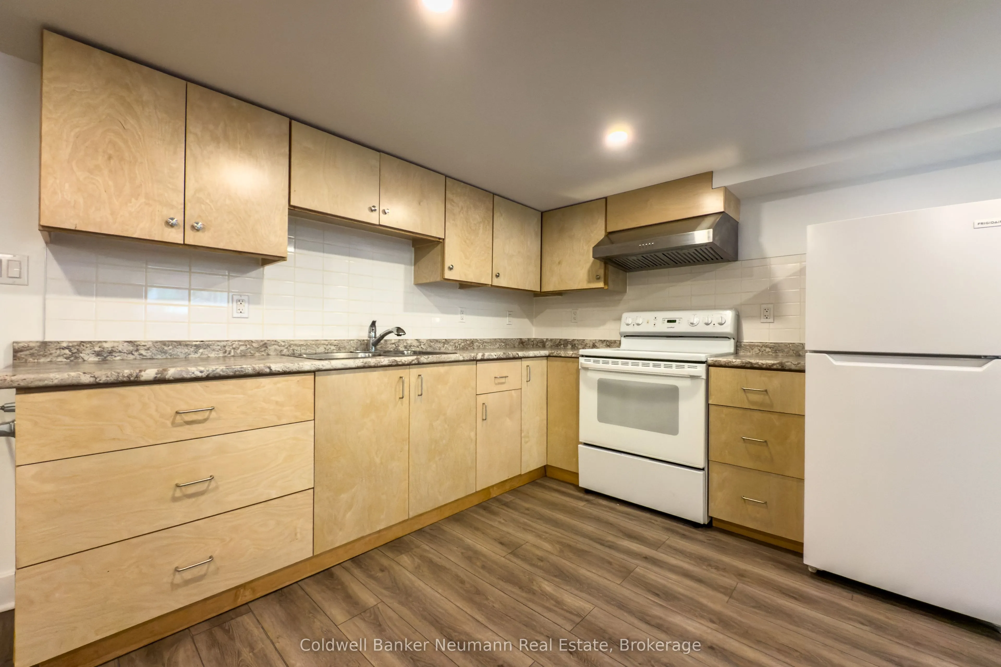 18 Forest Hill Drive, #Lower