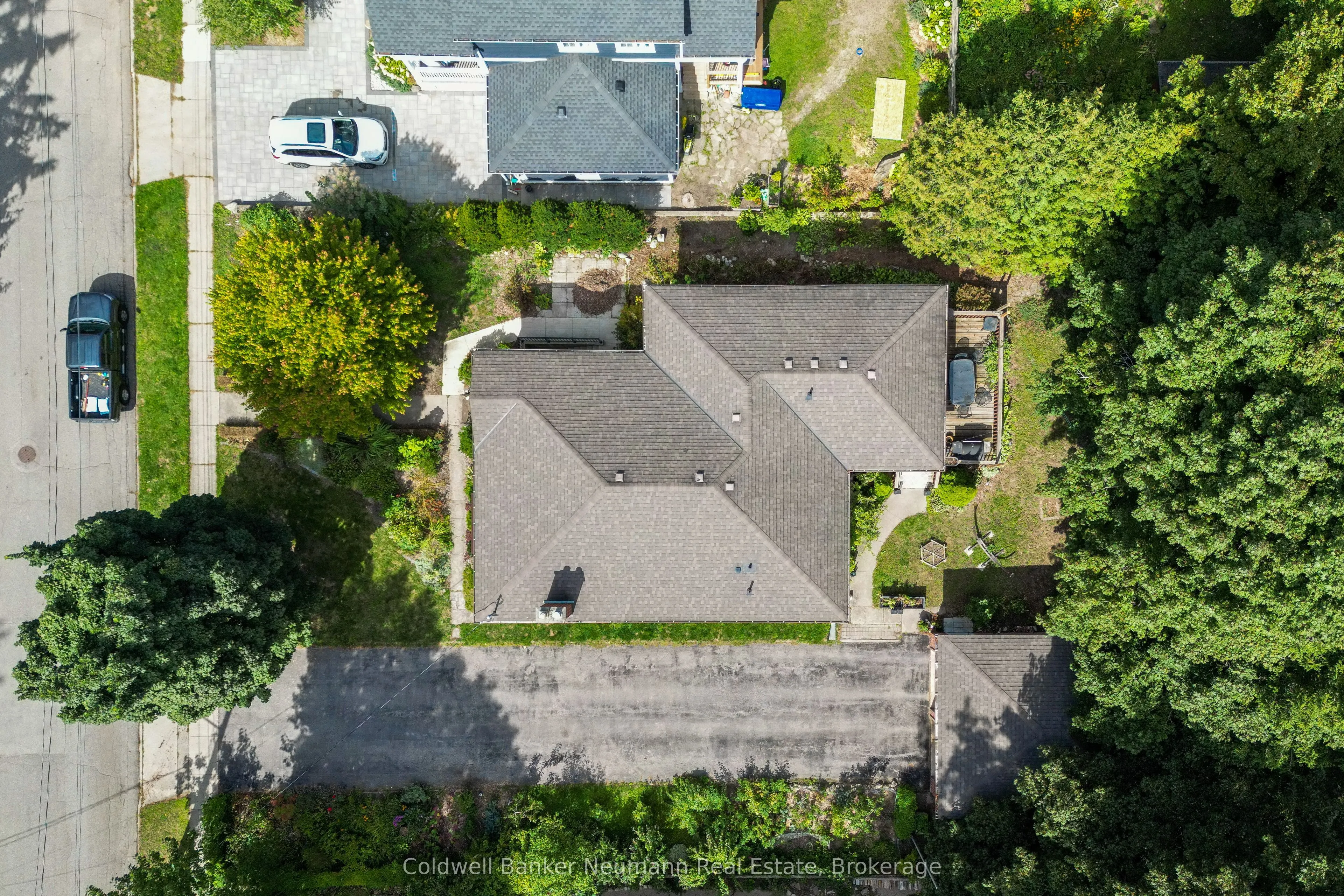 18 Forest Hill Drive, #Lower