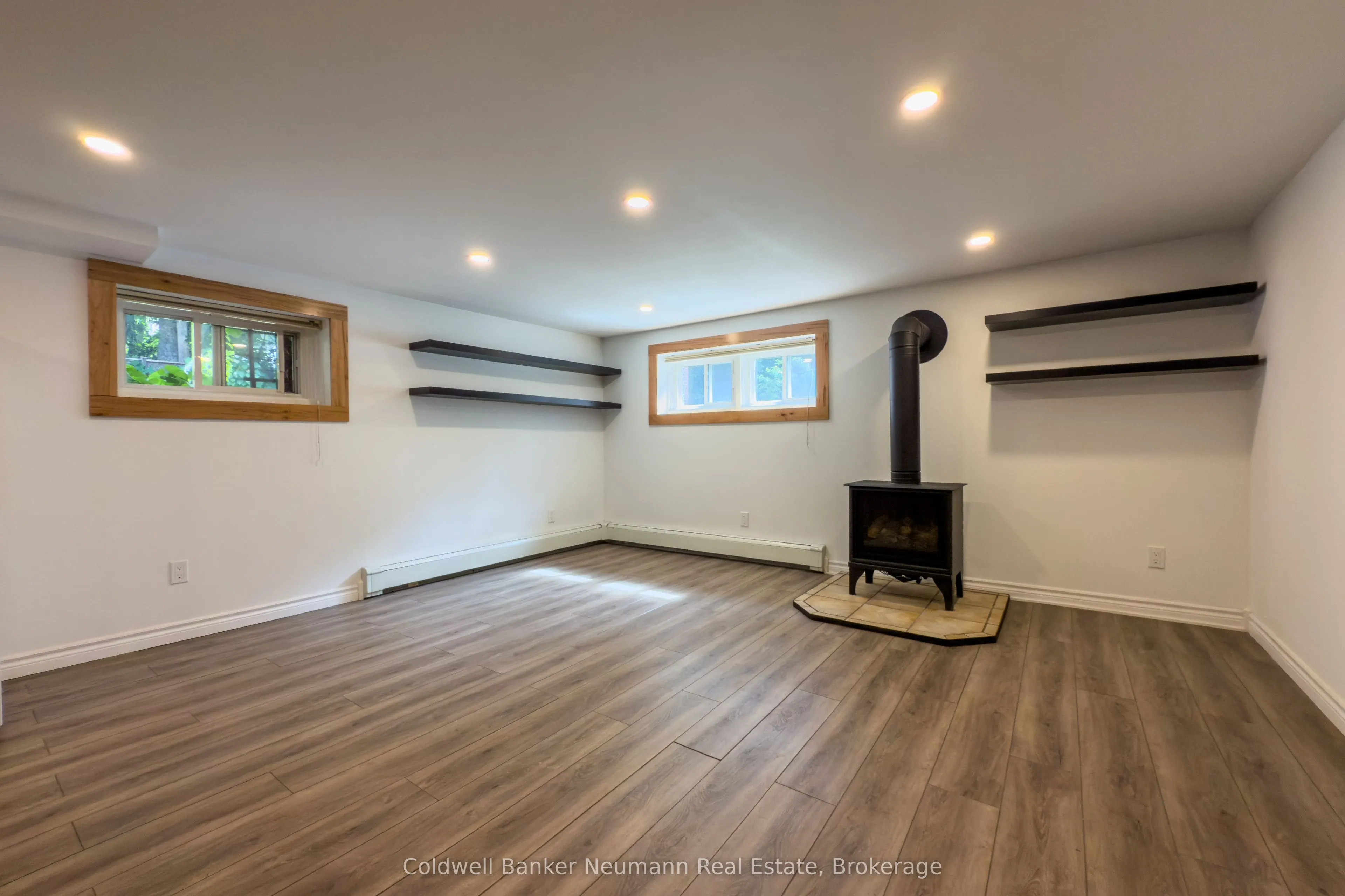 18 Forest Hill Drive, #Lower