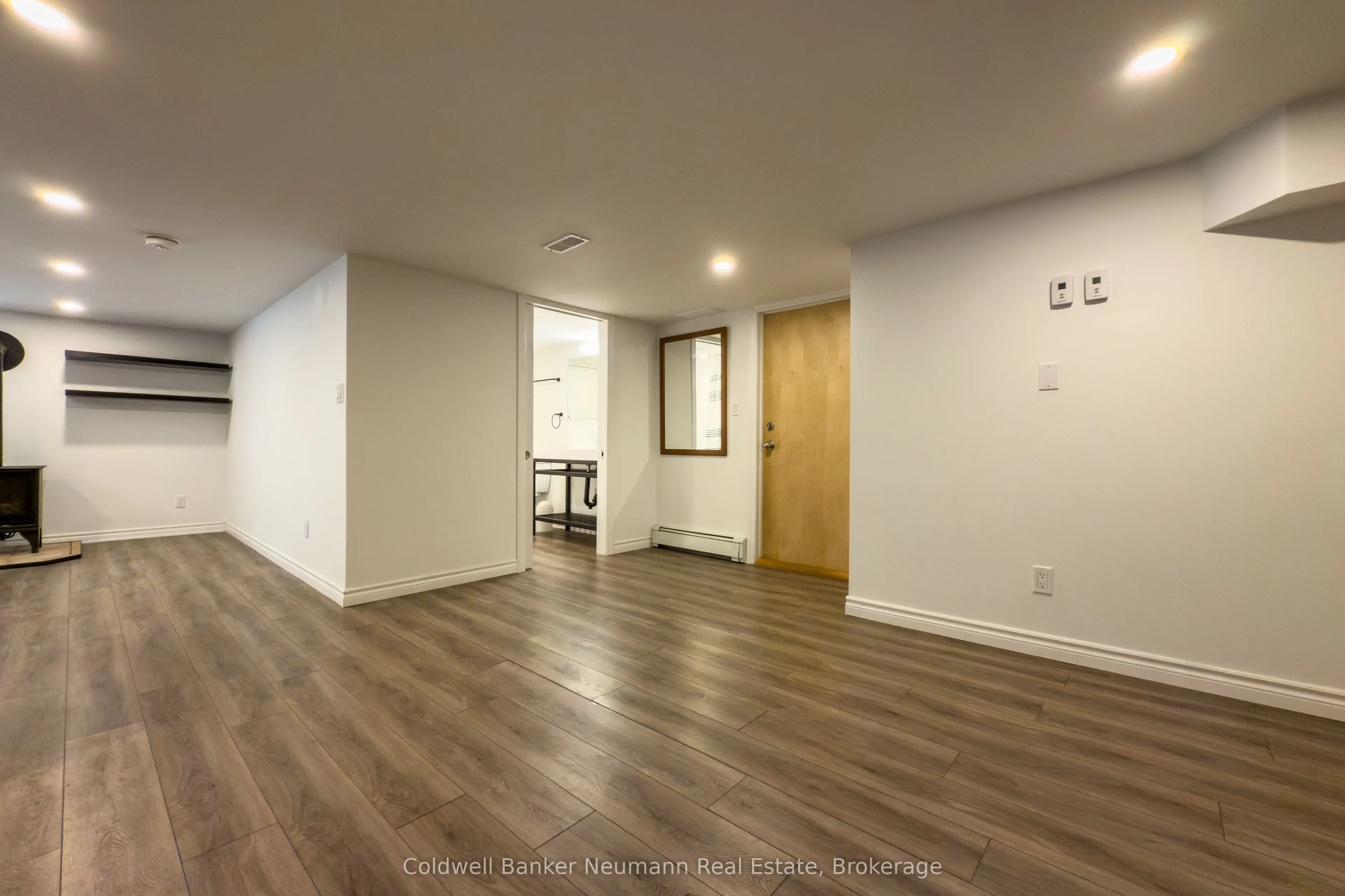 18 Forest Hill Drive, #Lower