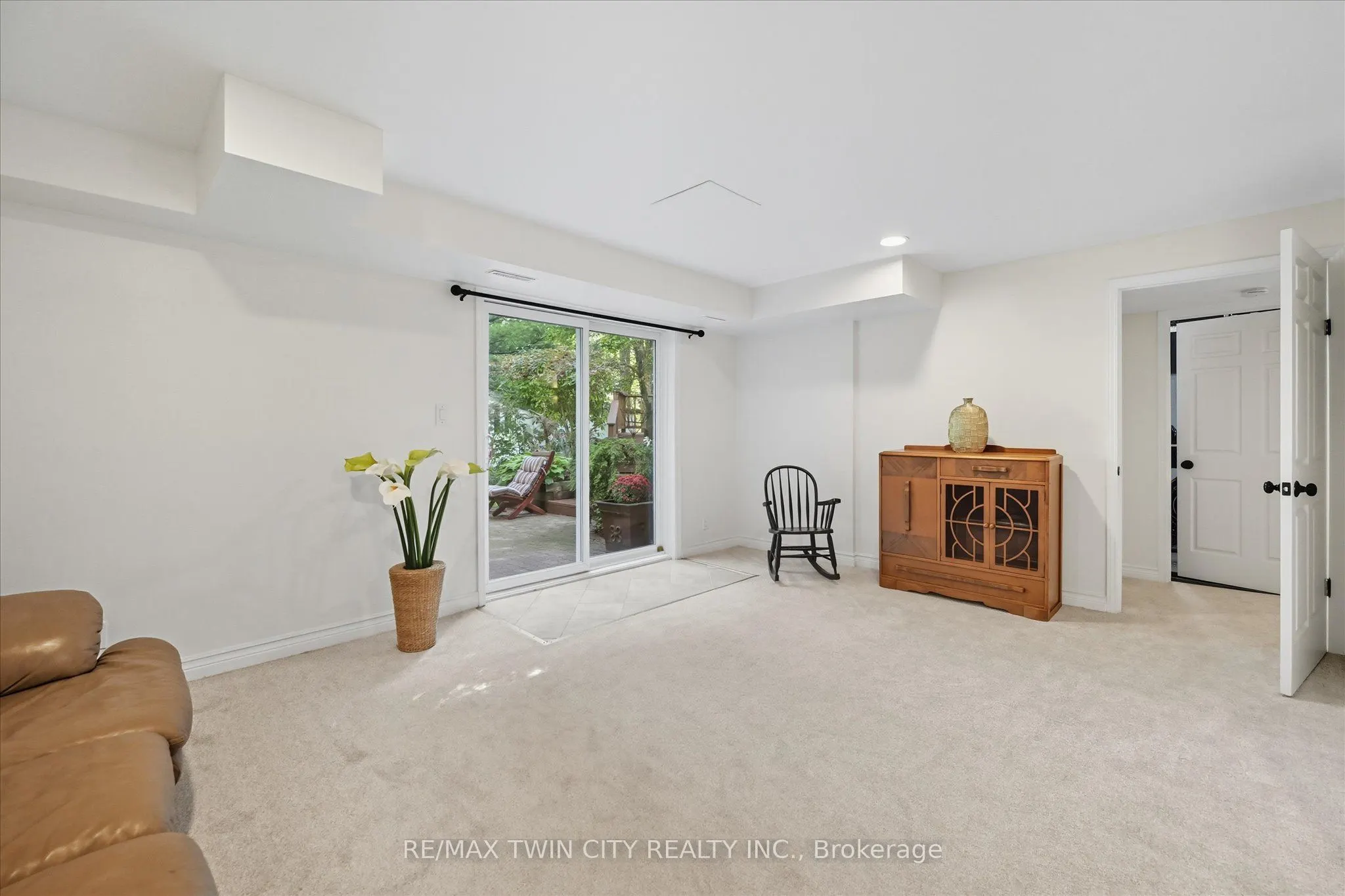 275 Greenbriar Road