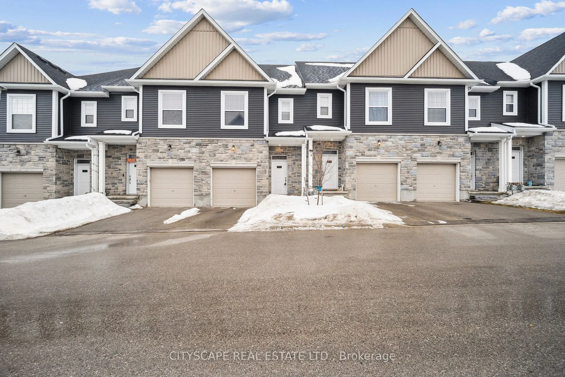 439 Athlone Avenue, #B3