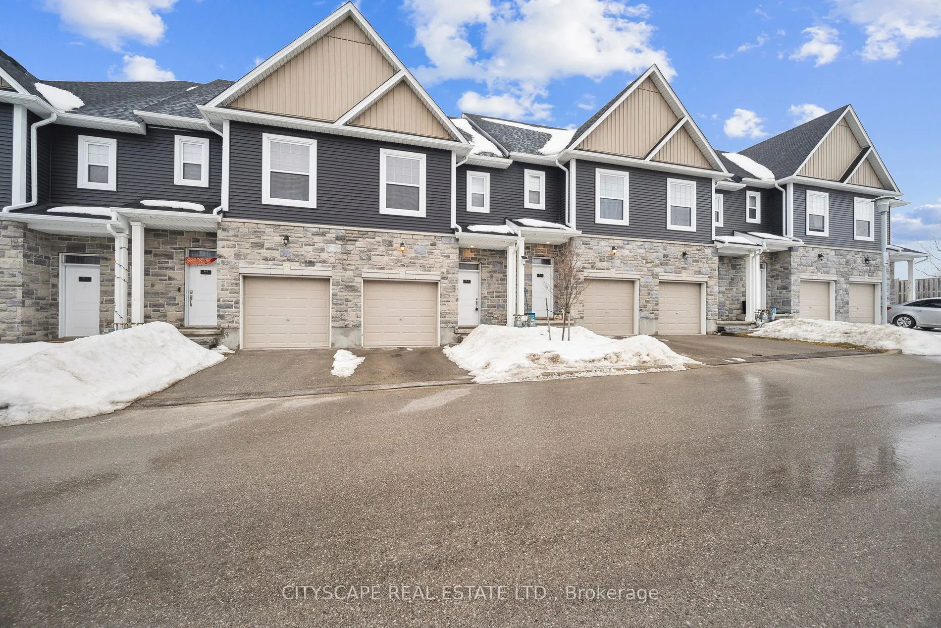 439 Athlone Avenue, #B3
