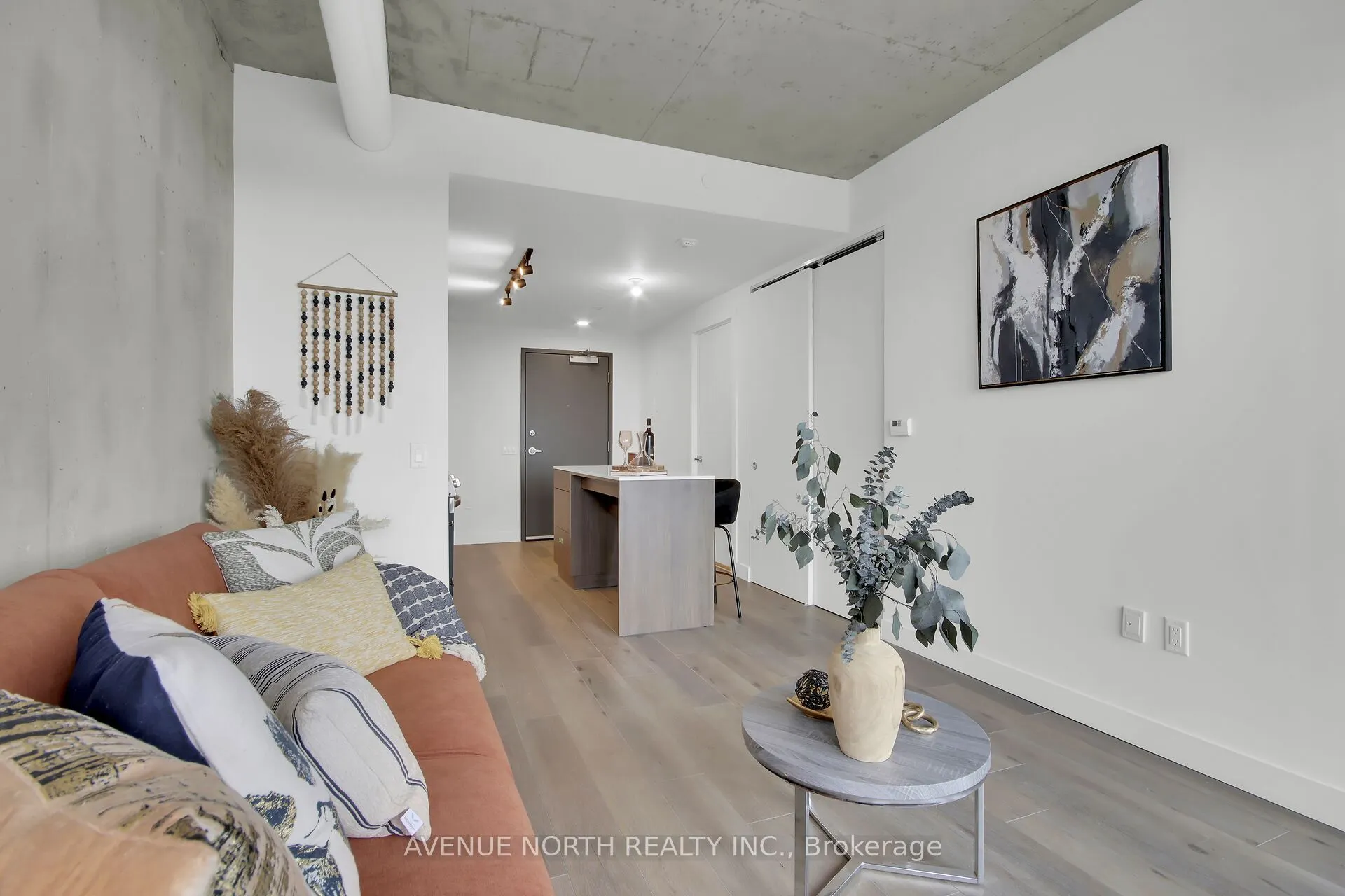10 JAMES Street, #809