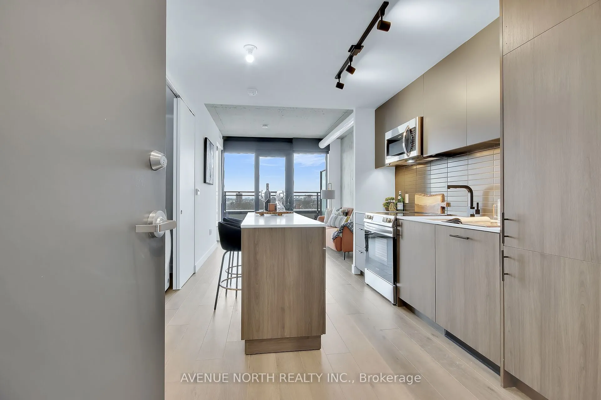 10 JAMES Street, #809