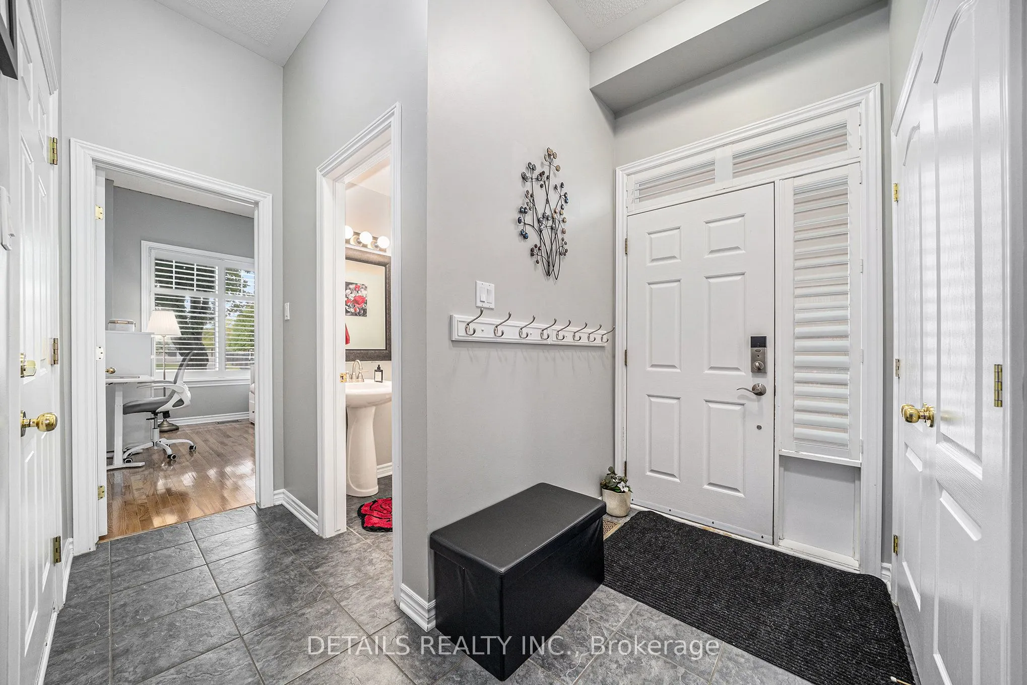 84 Waterbridge Drive S