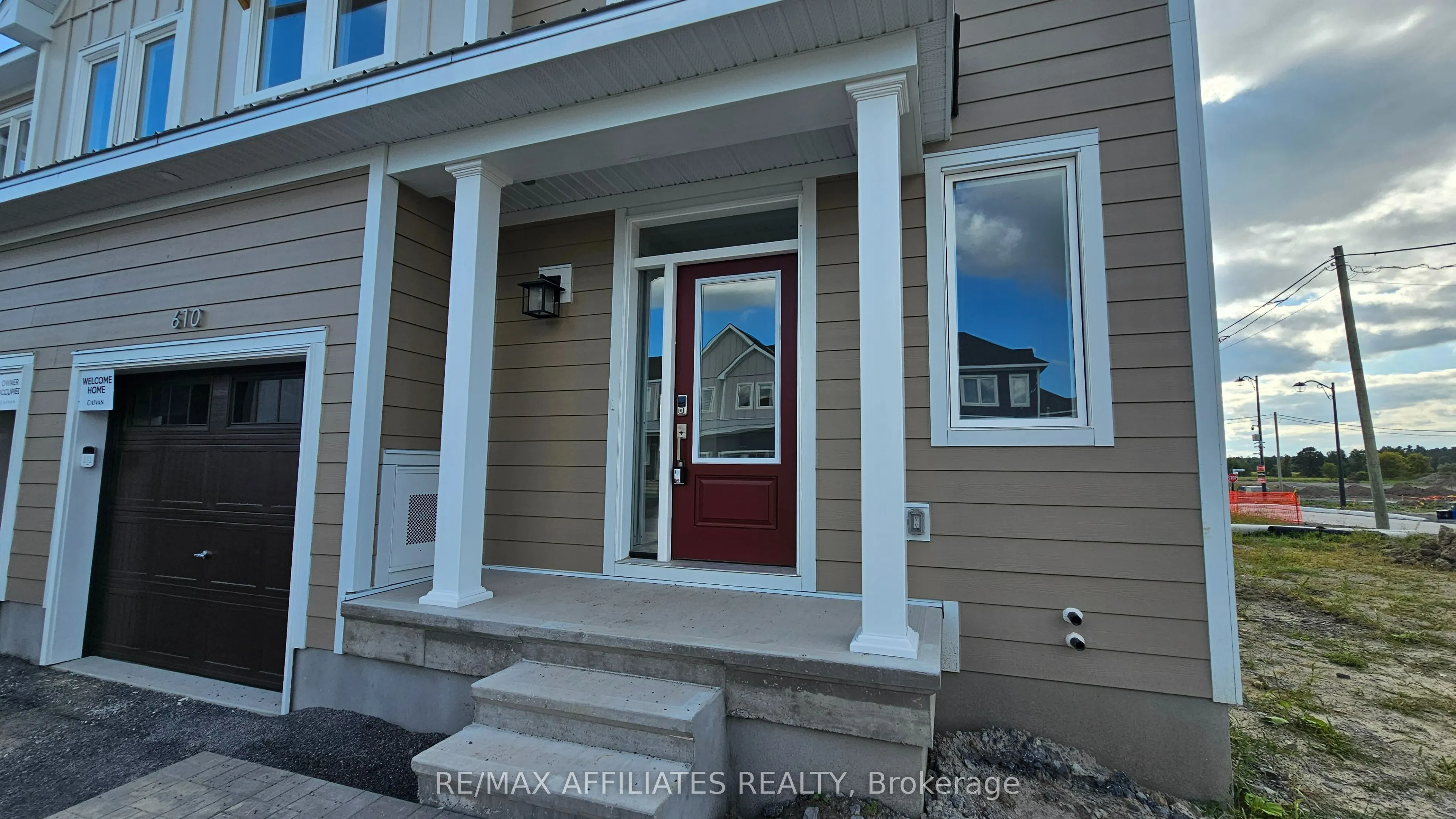 610 Alopex Row