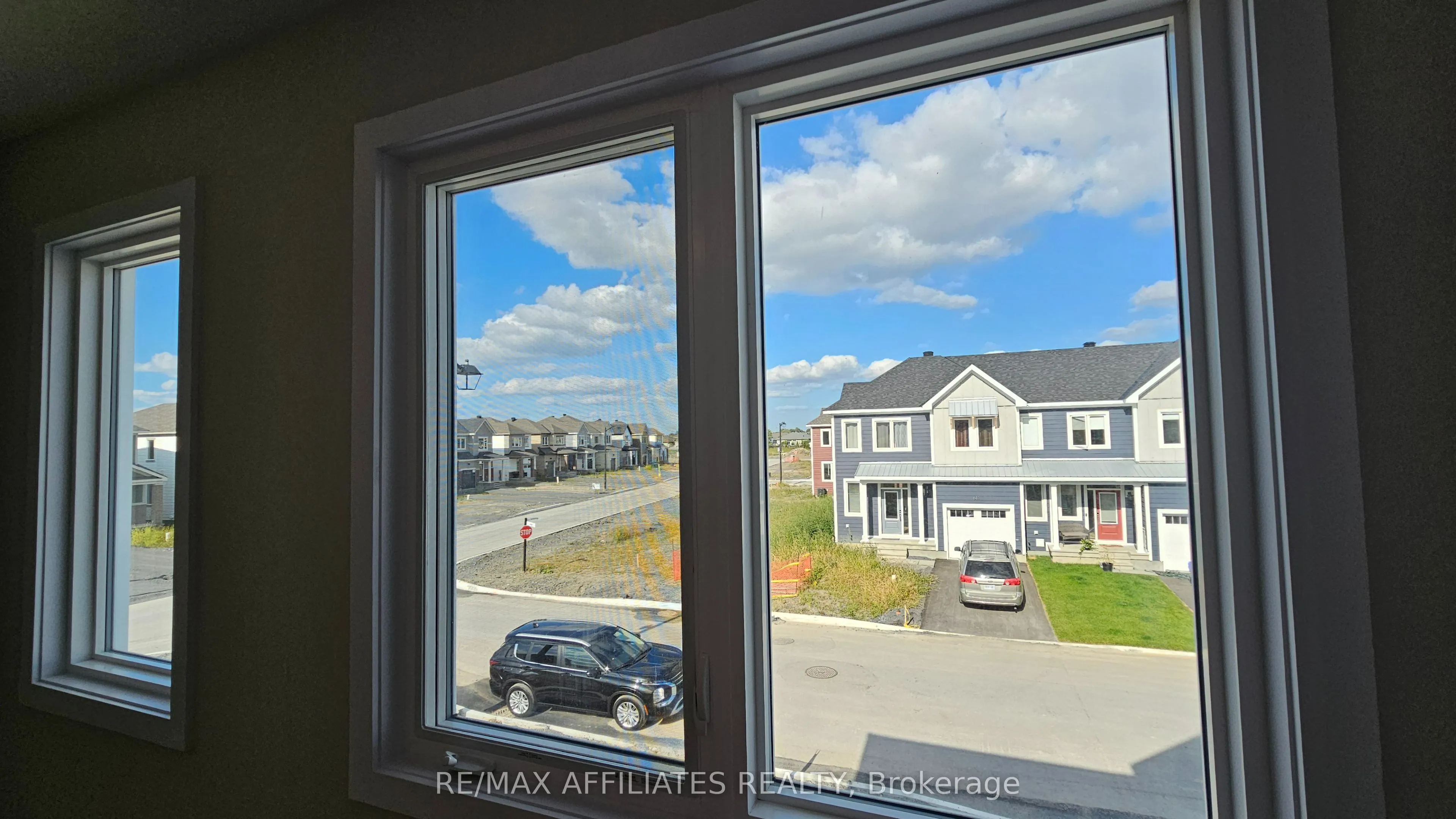 610 Alopex Row