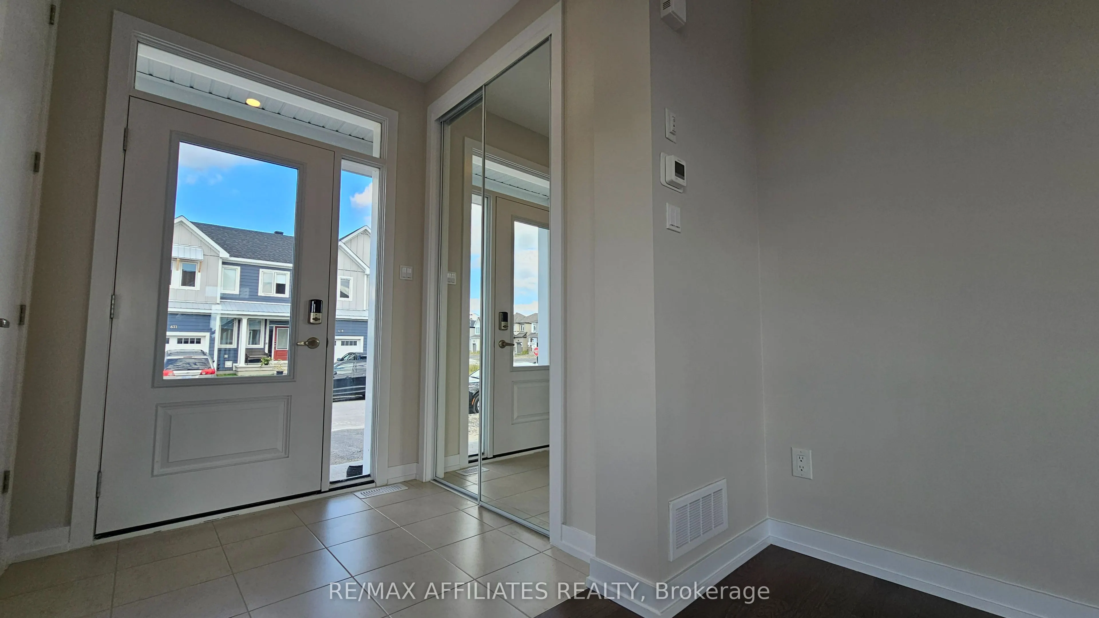 610 Alopex Row