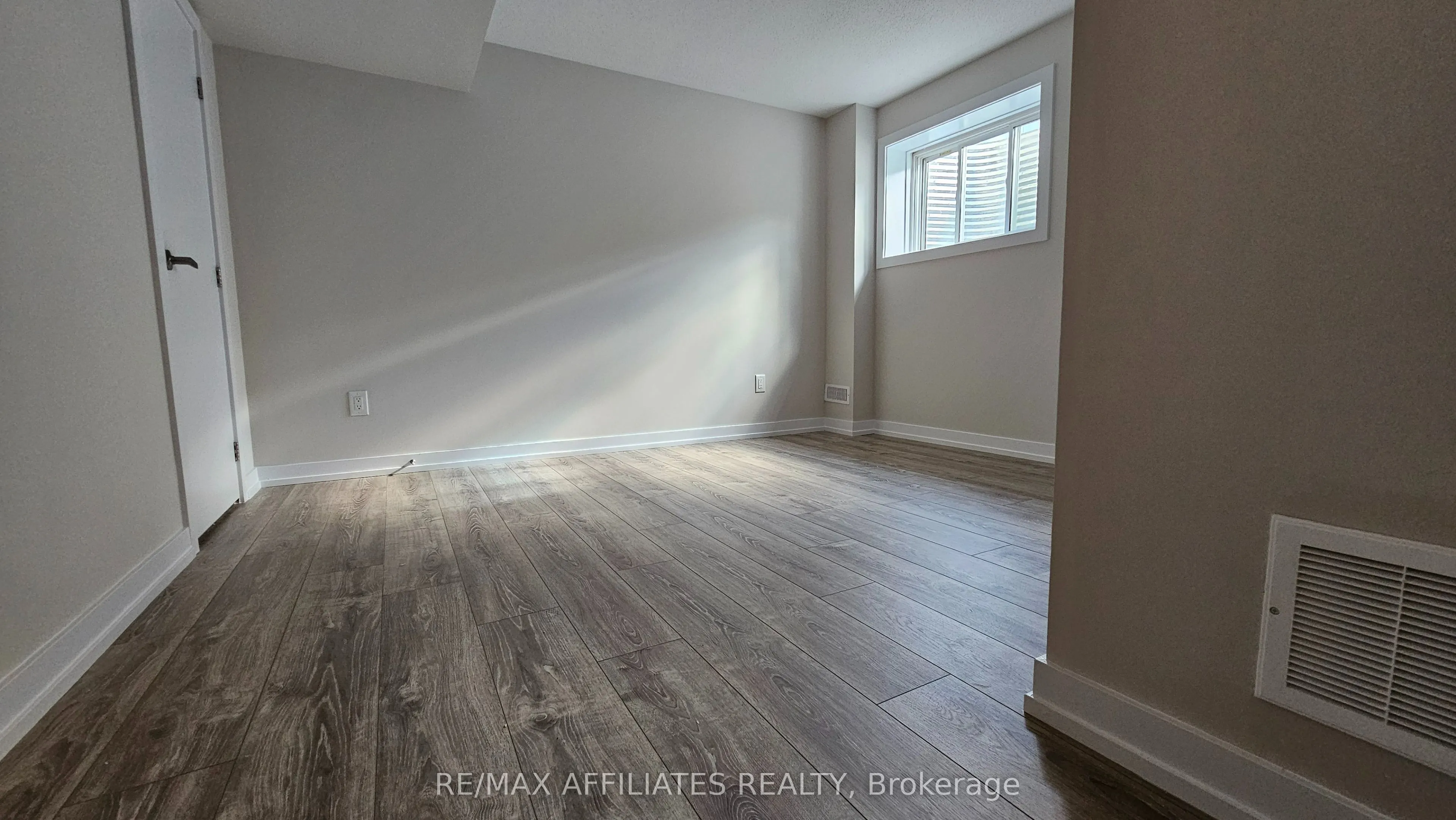 610 Alopex Row