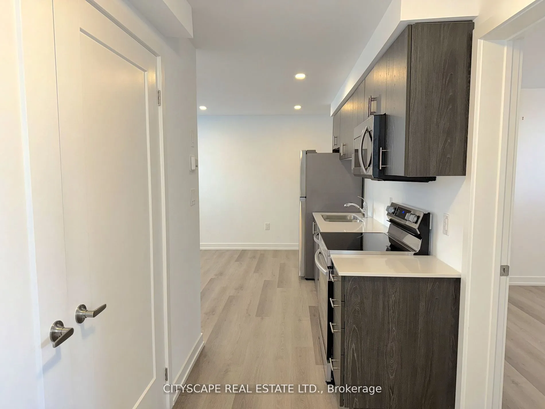 4263 Fourth Avenue, #612