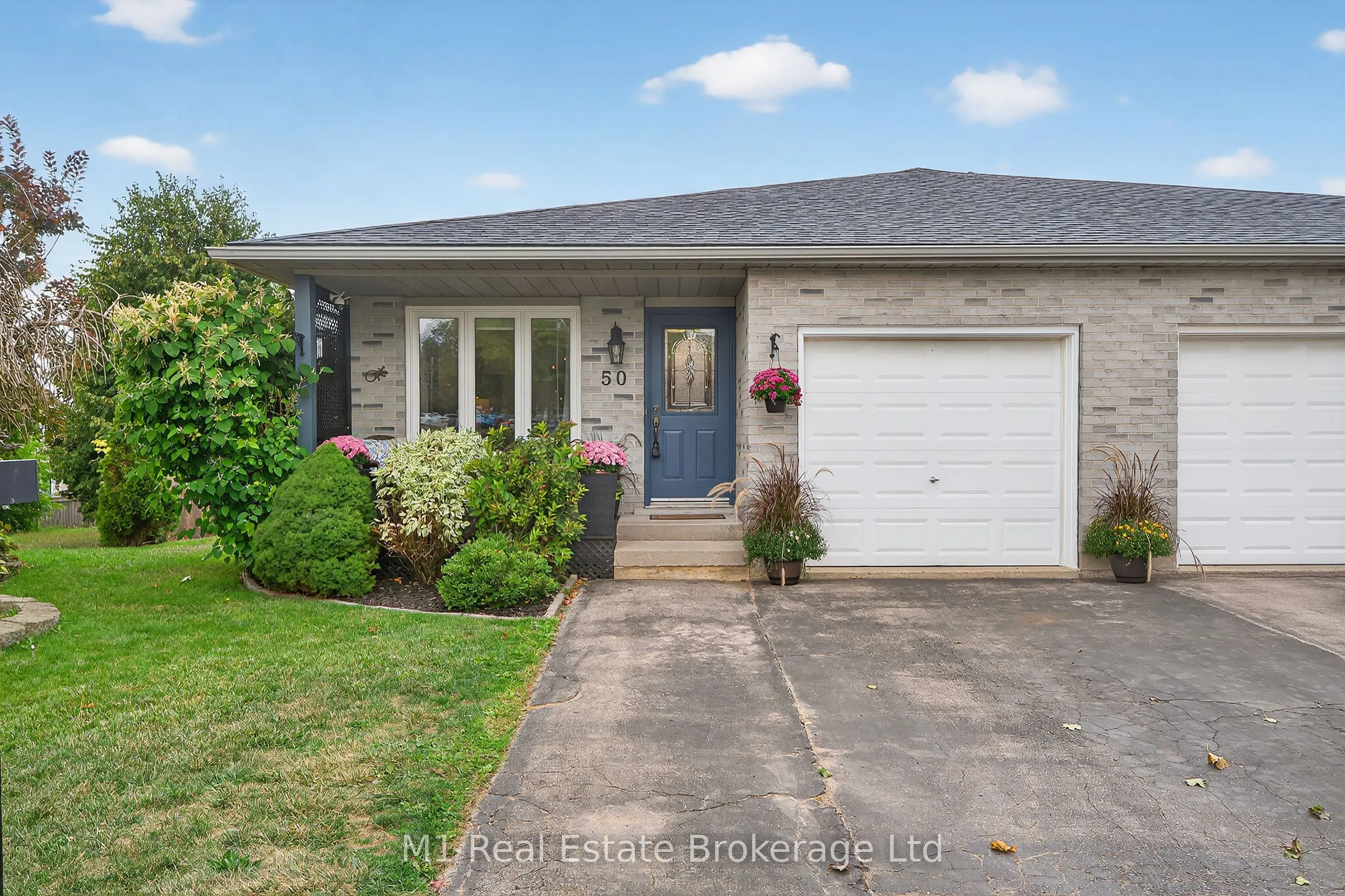 50 Dyer Court